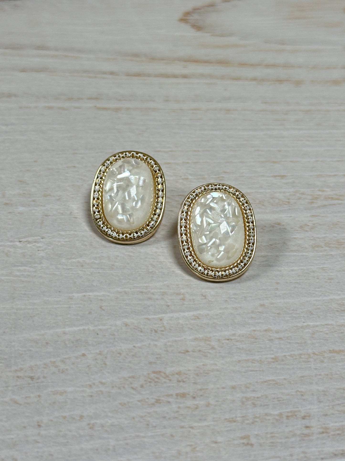 Elegant Pearl Earring
