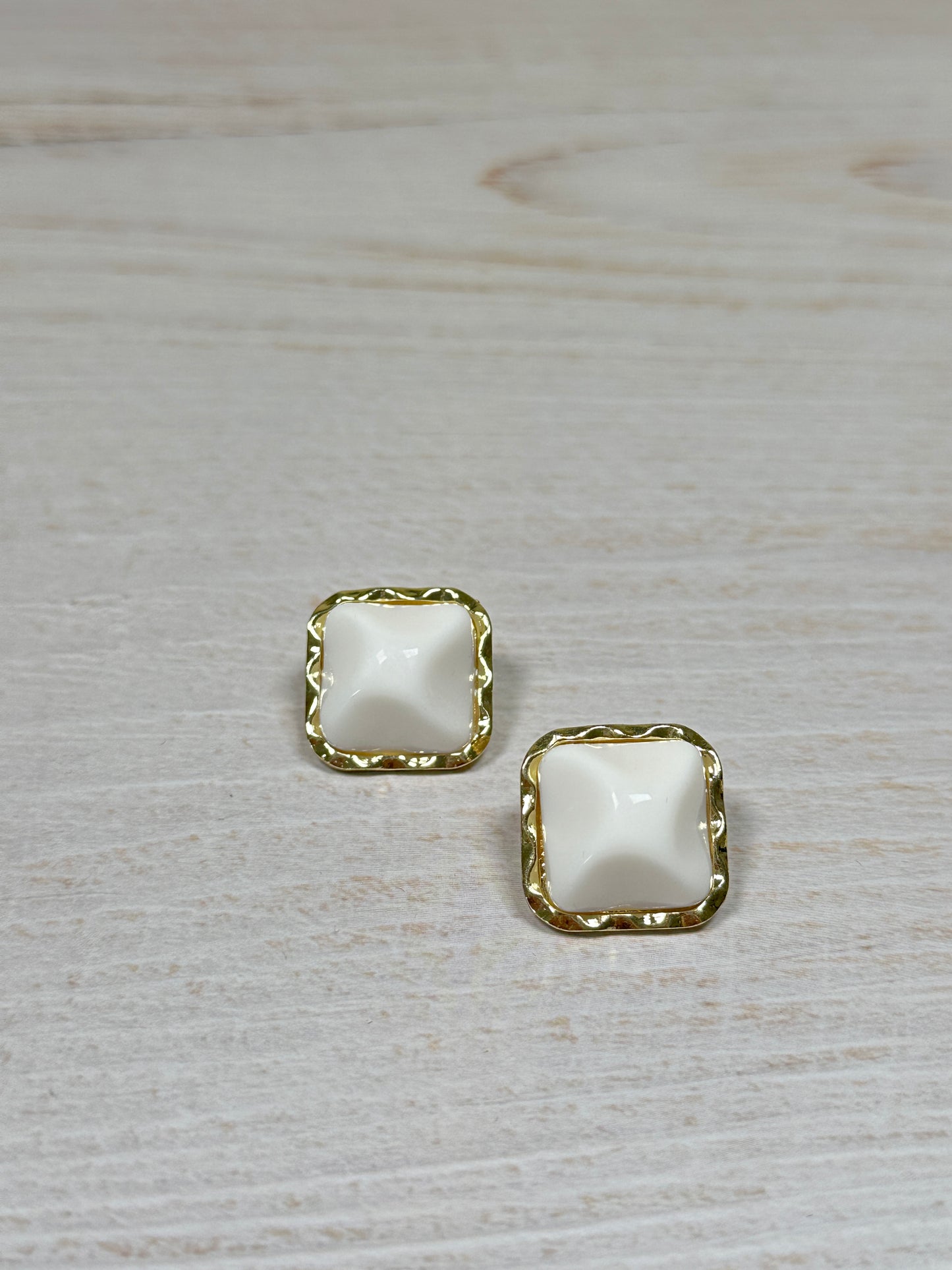 Square Chic Earring