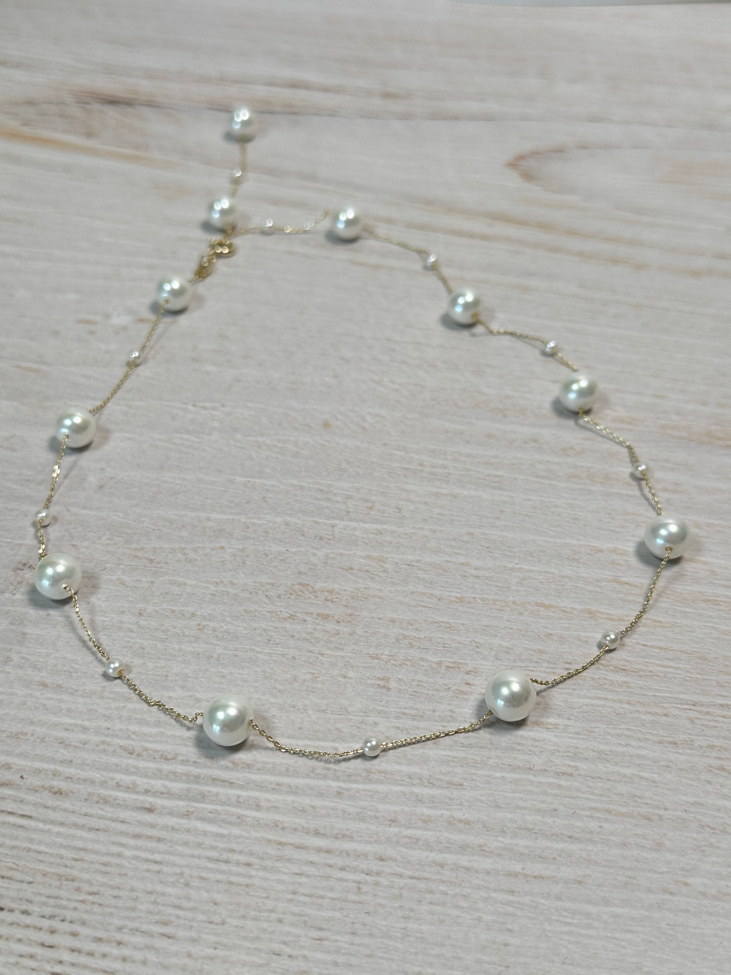 Pearl Necklace with Adjustable Length