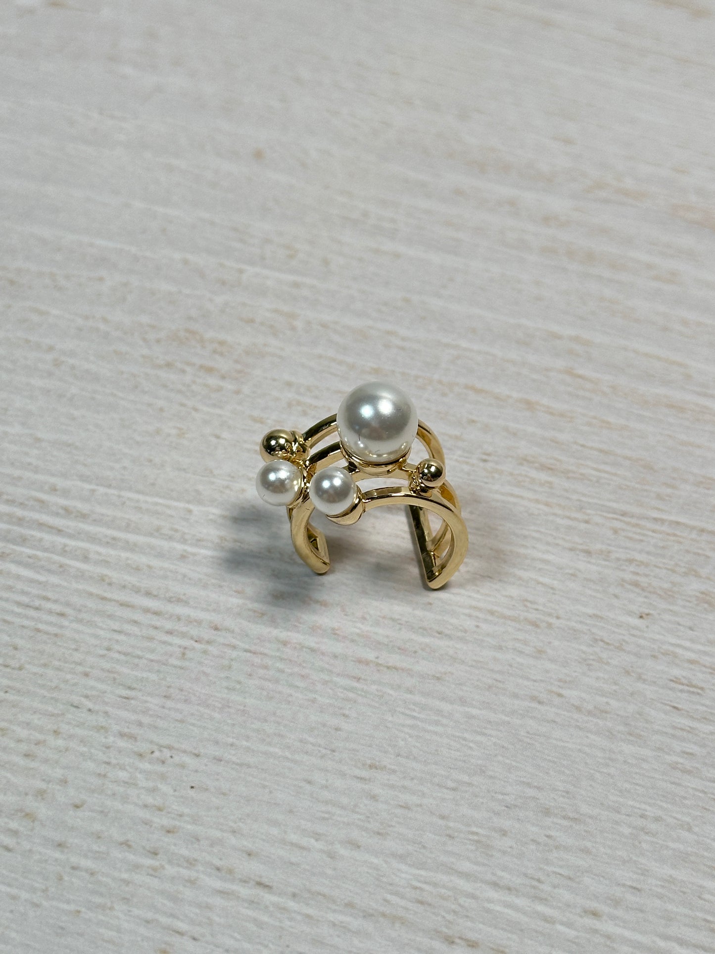Chic Pearl Adjustable Ring