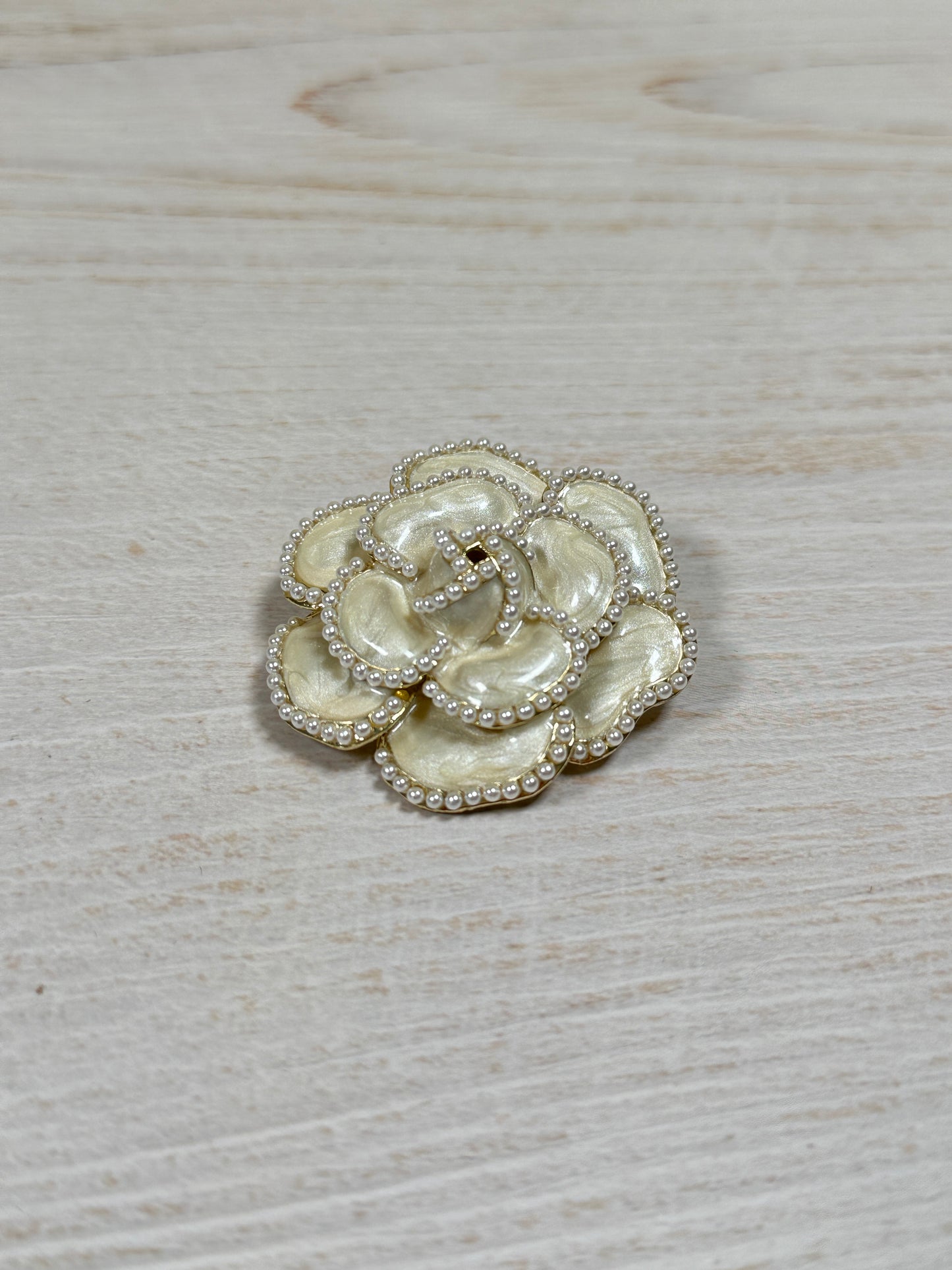 Flower Brooch with Pearl