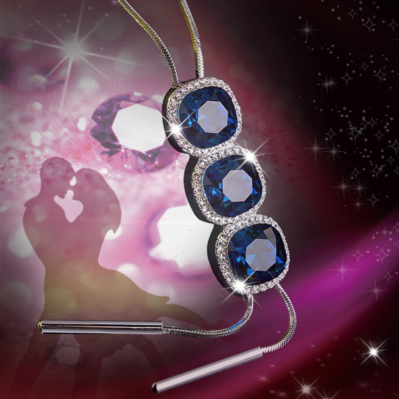 Women Fashion Pendant/ Necklace