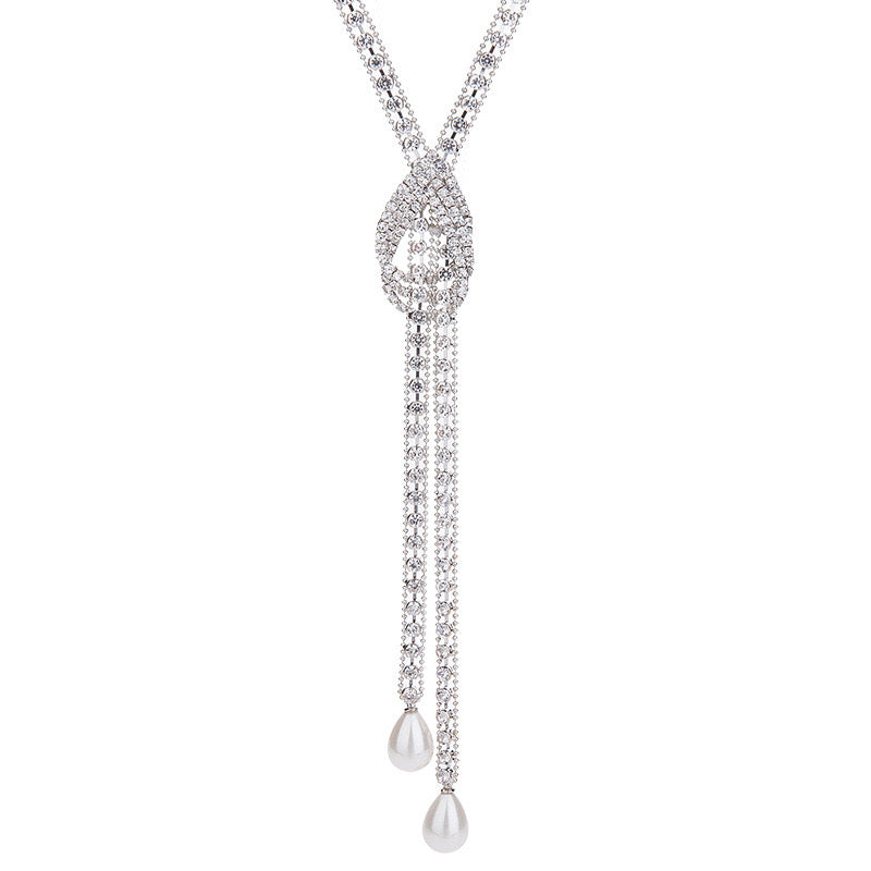 Women Premium Fashion Pendant Necklace