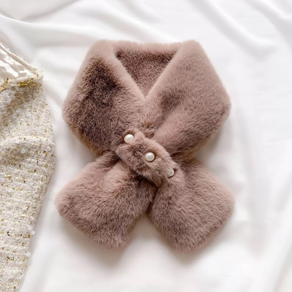 Premium Women Faux Scarf With Pearl