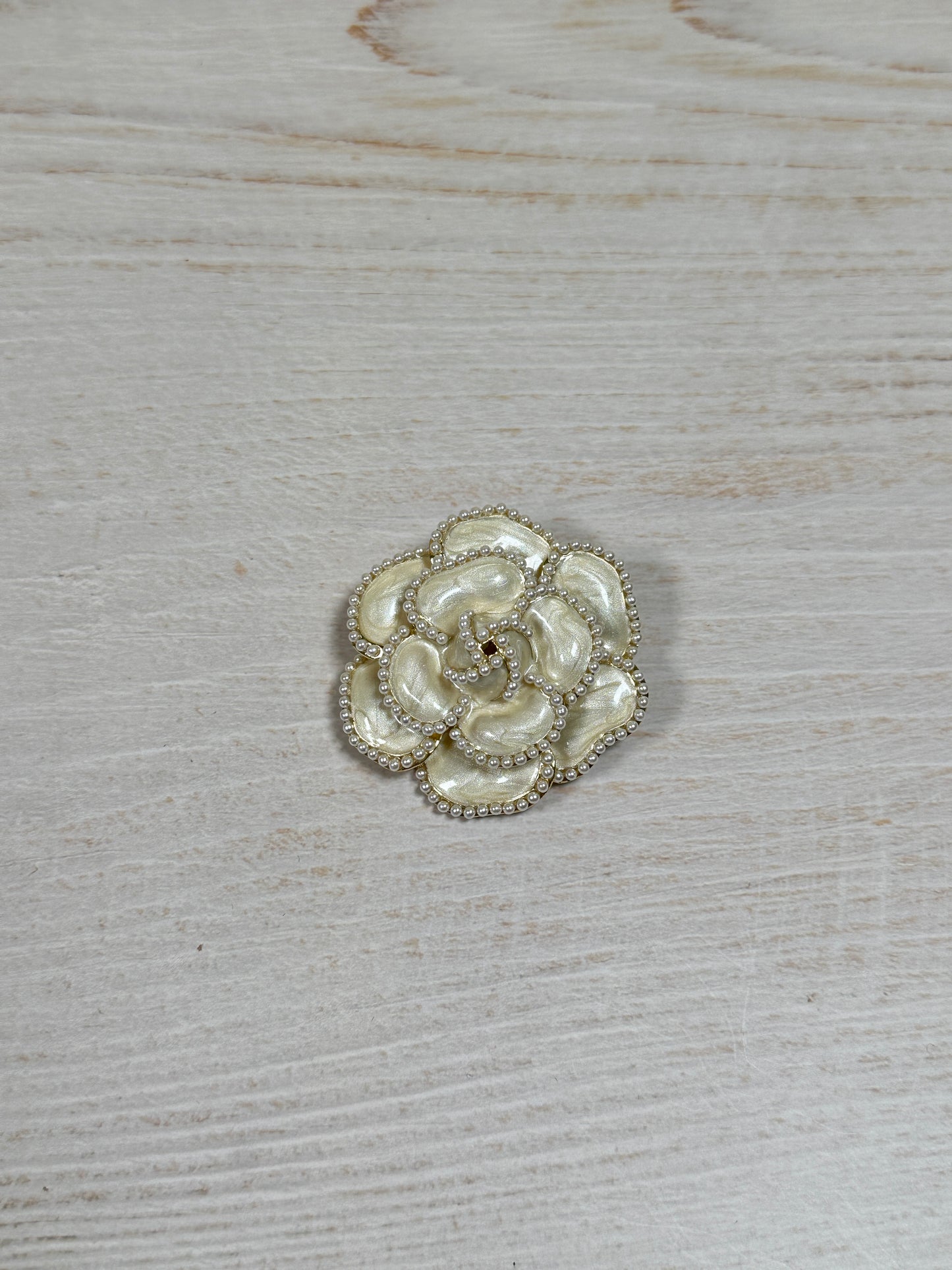 Flower Brooch with Pearl