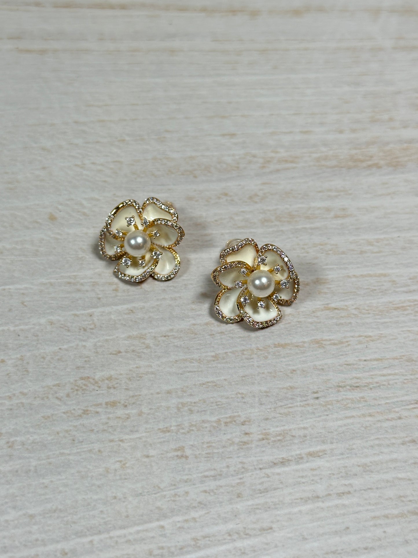 Beautiful Flower Earring