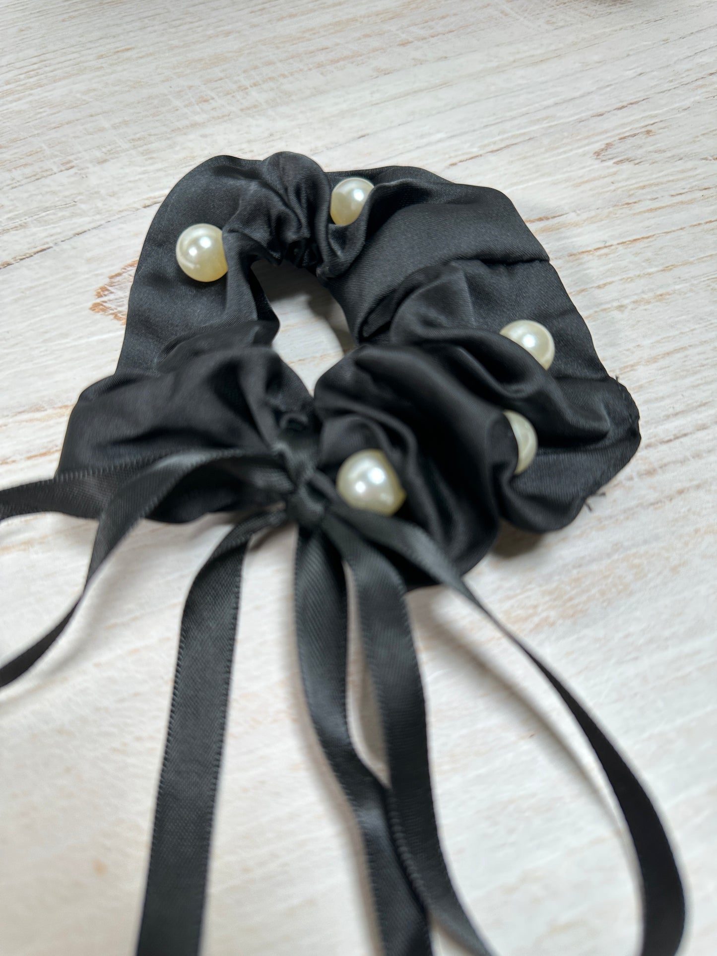 Pearl Hair Tie with Ribbon