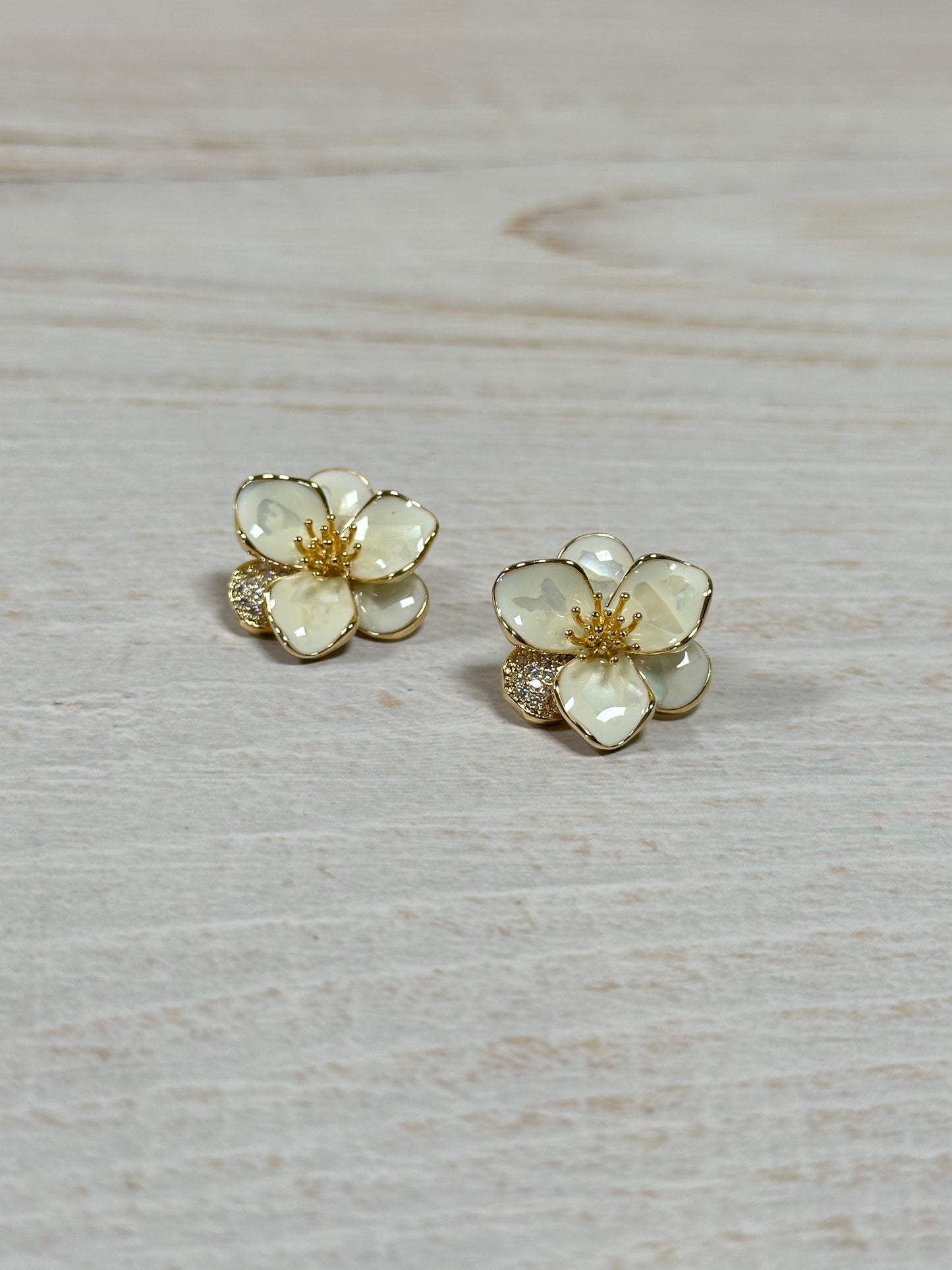 Beautiful Flower Earring