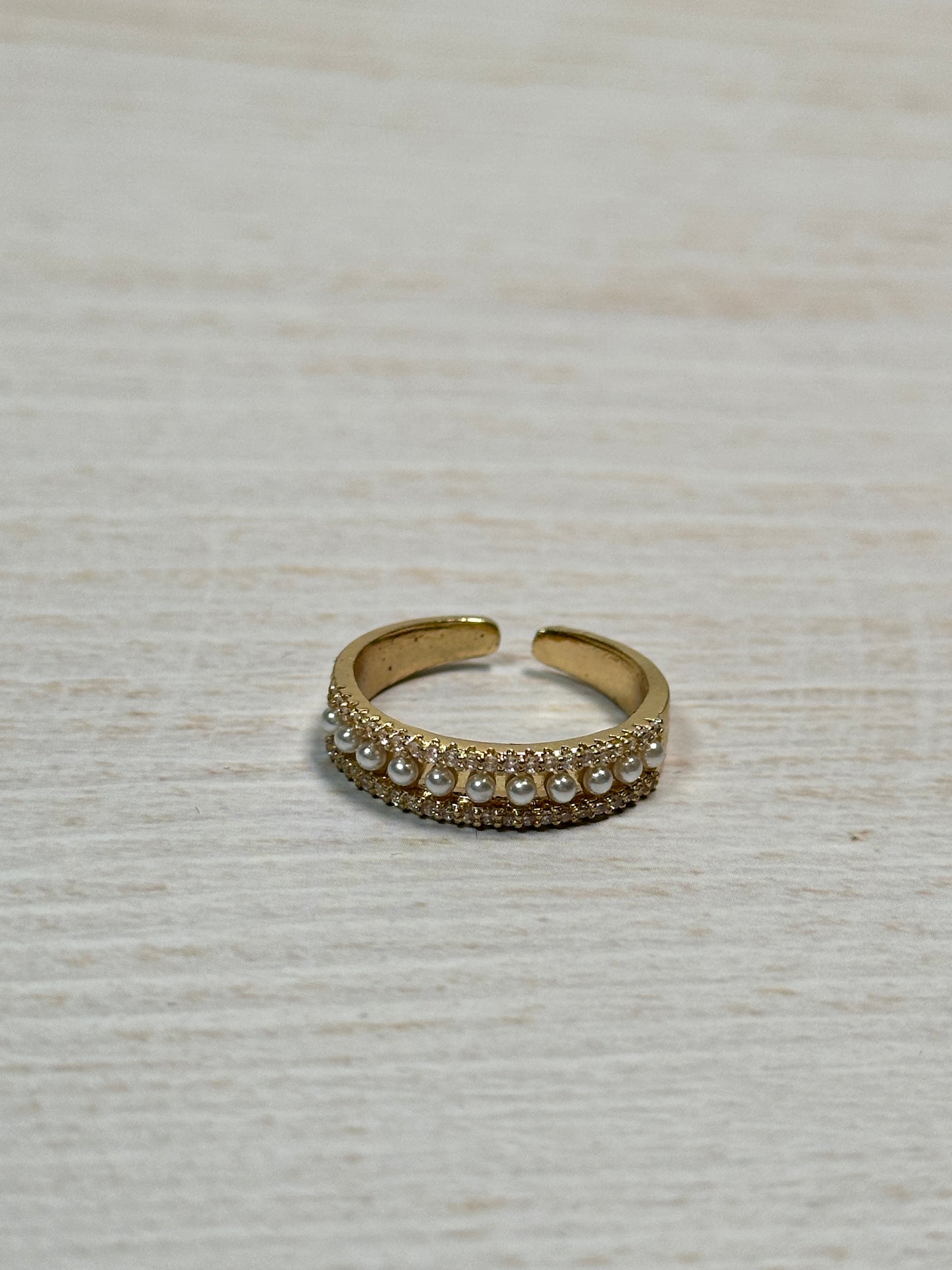 Stylish Pearl Adjustable Ring