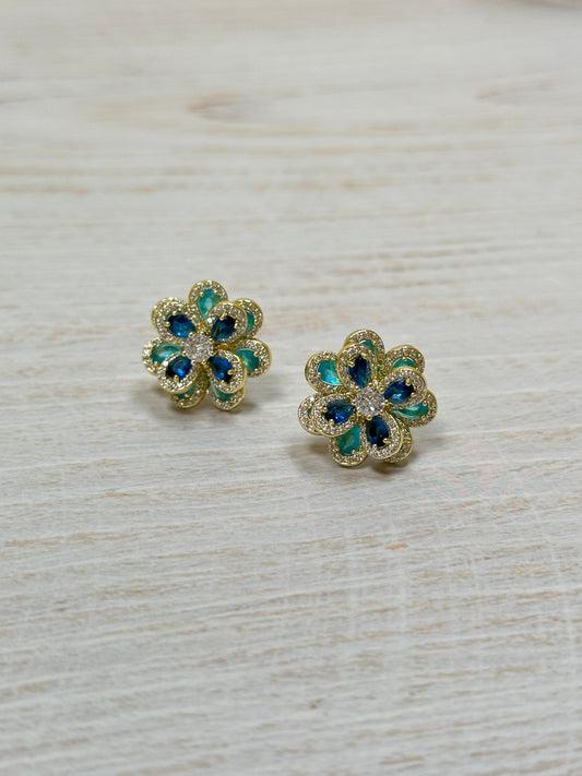 Beautiful Cubic Zirconia Flower Earring