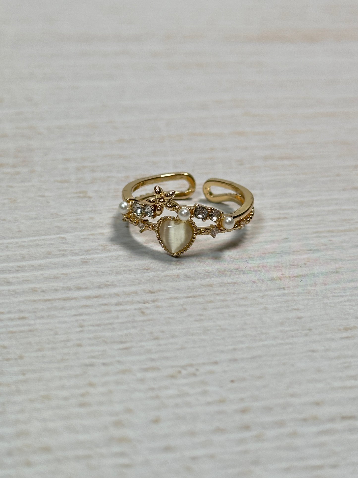 Central Heart Adjustable Ring