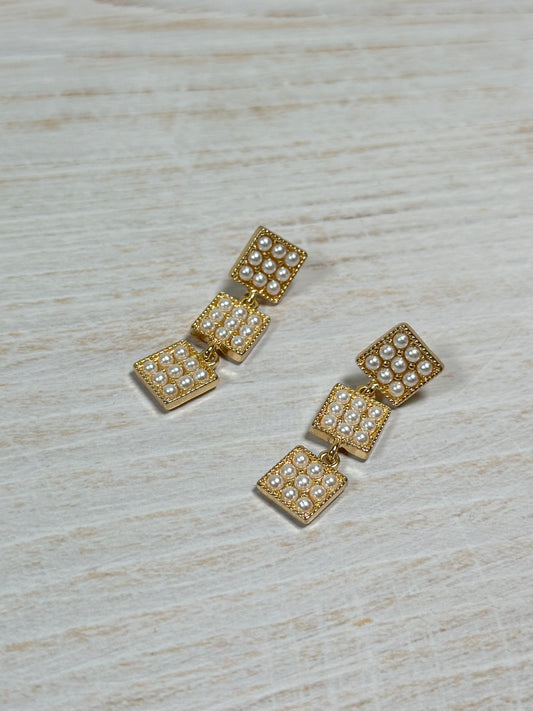 Stylish Square Pearl Earring