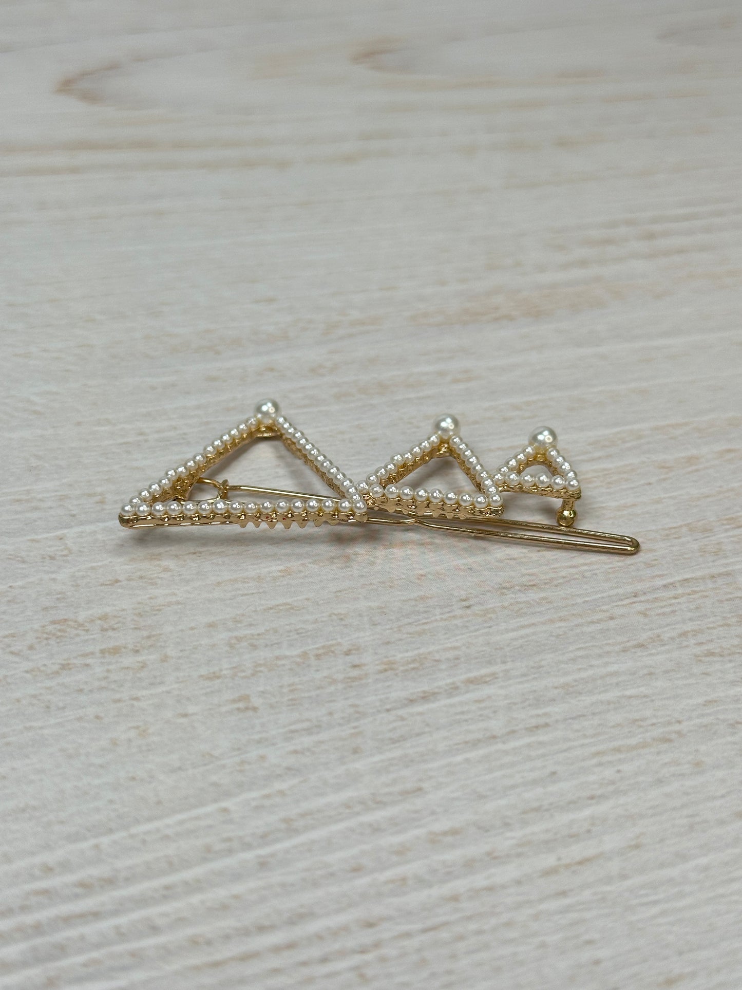 Triangle Pearl Hair Clip