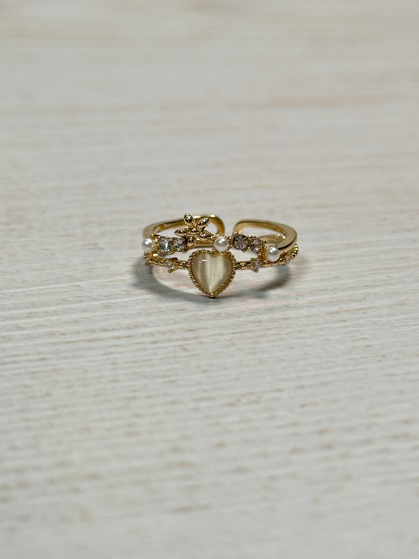 Central Heart Adjustable Ring