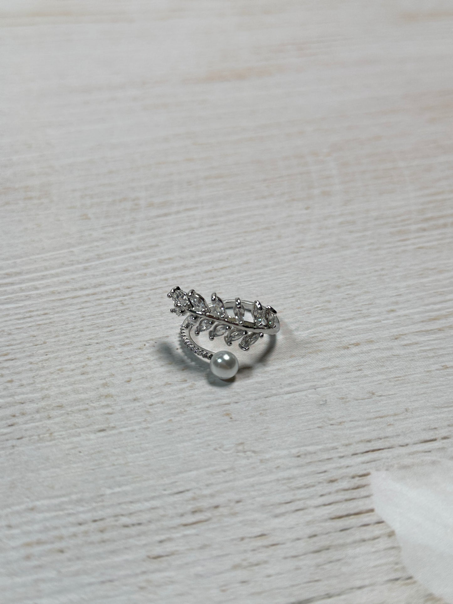 Leaf with Cubic Zirconia Adjustable Ring