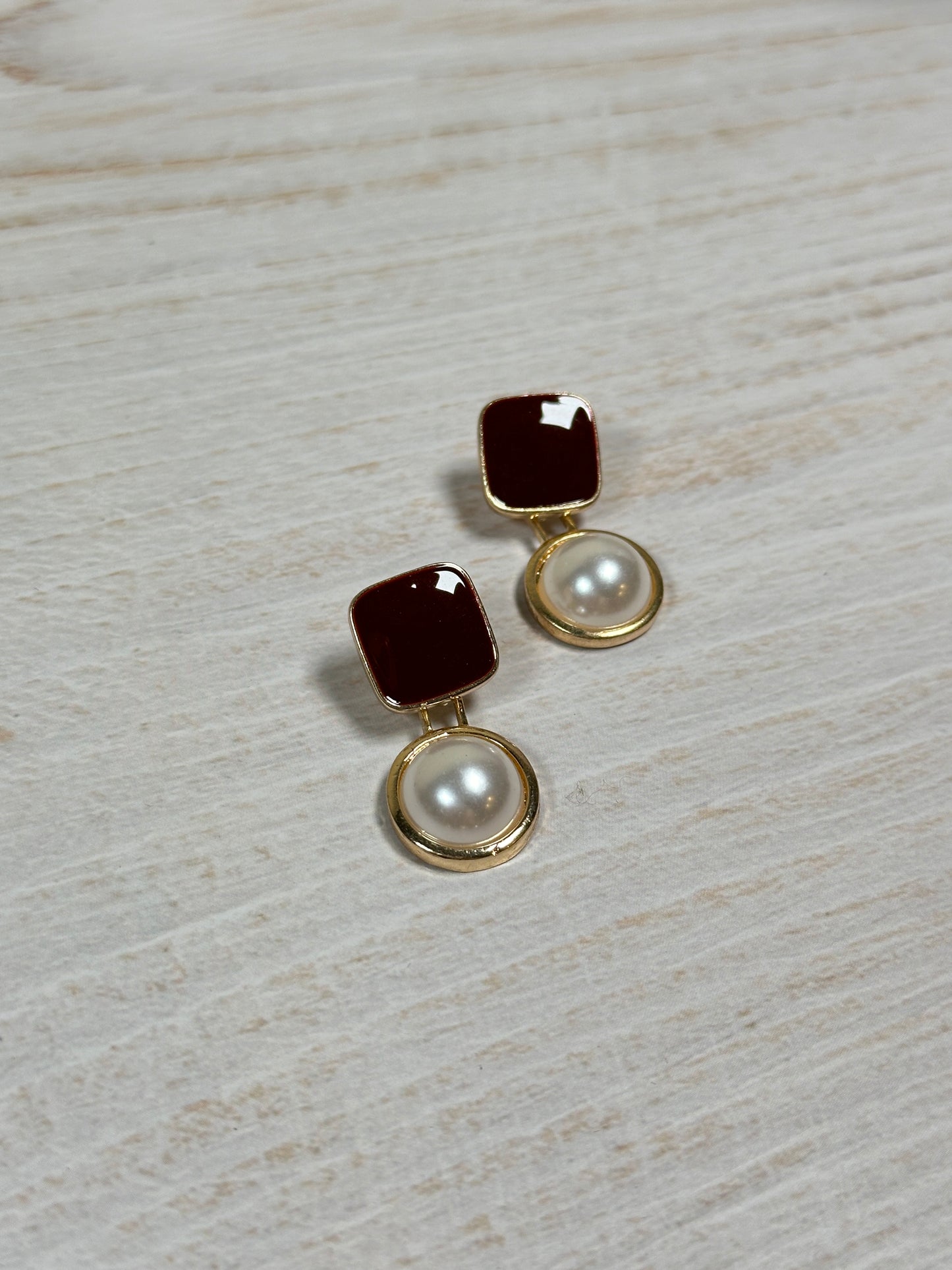 Fashion Pearl Earring