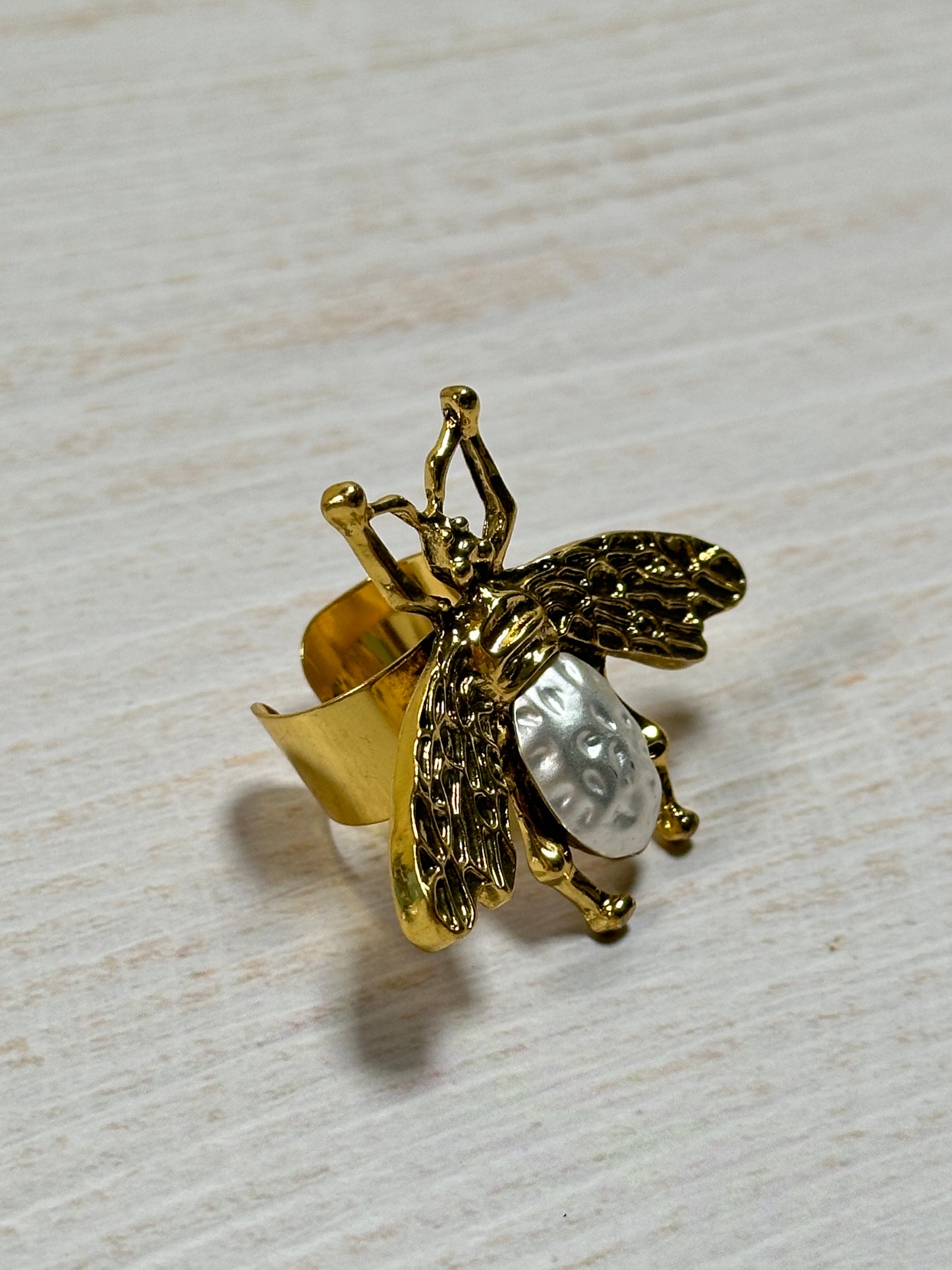 Vintage Bee Adjustable Ring