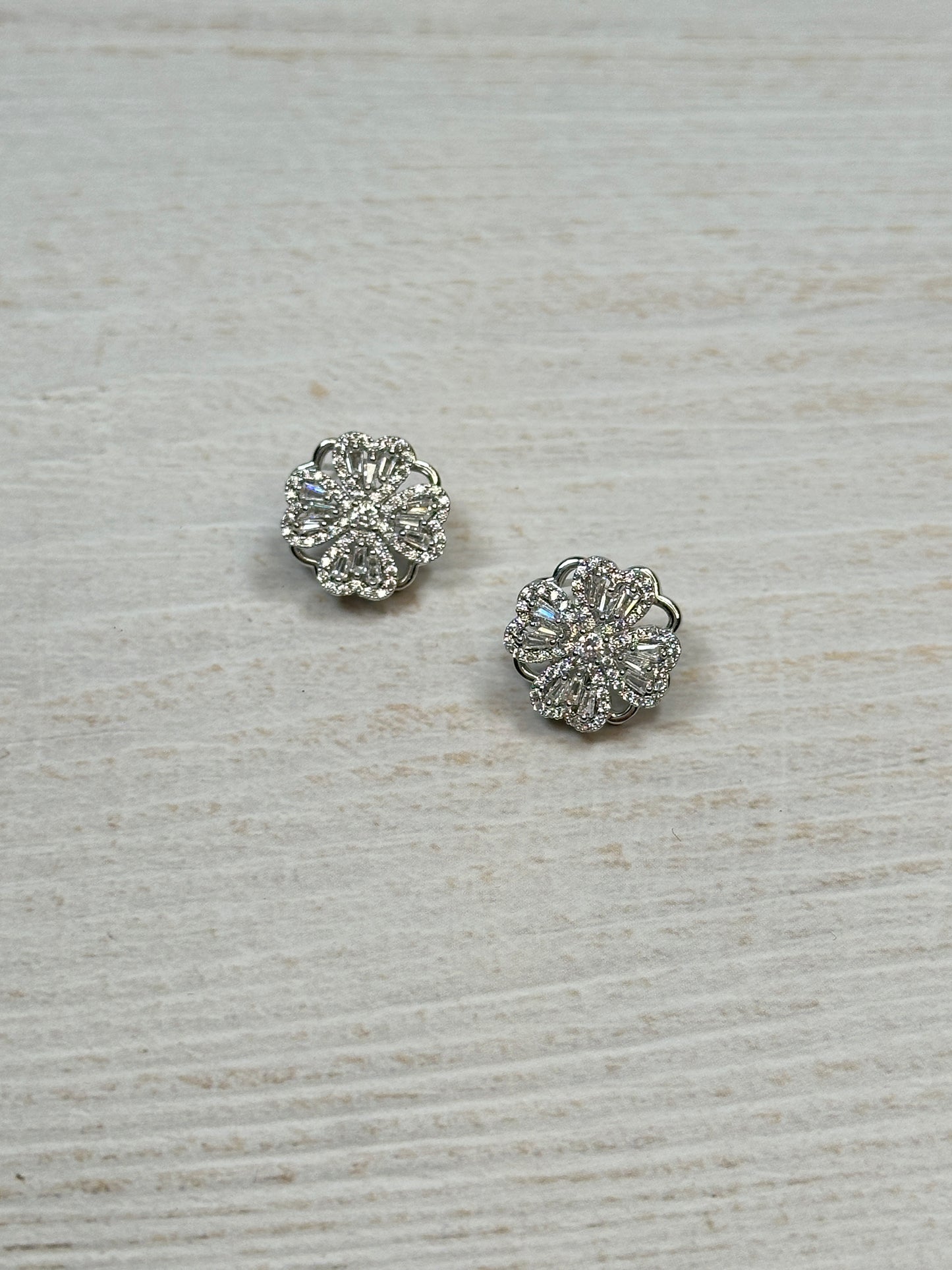 Trendy Spinning Flower Cubic Zirconia Earring