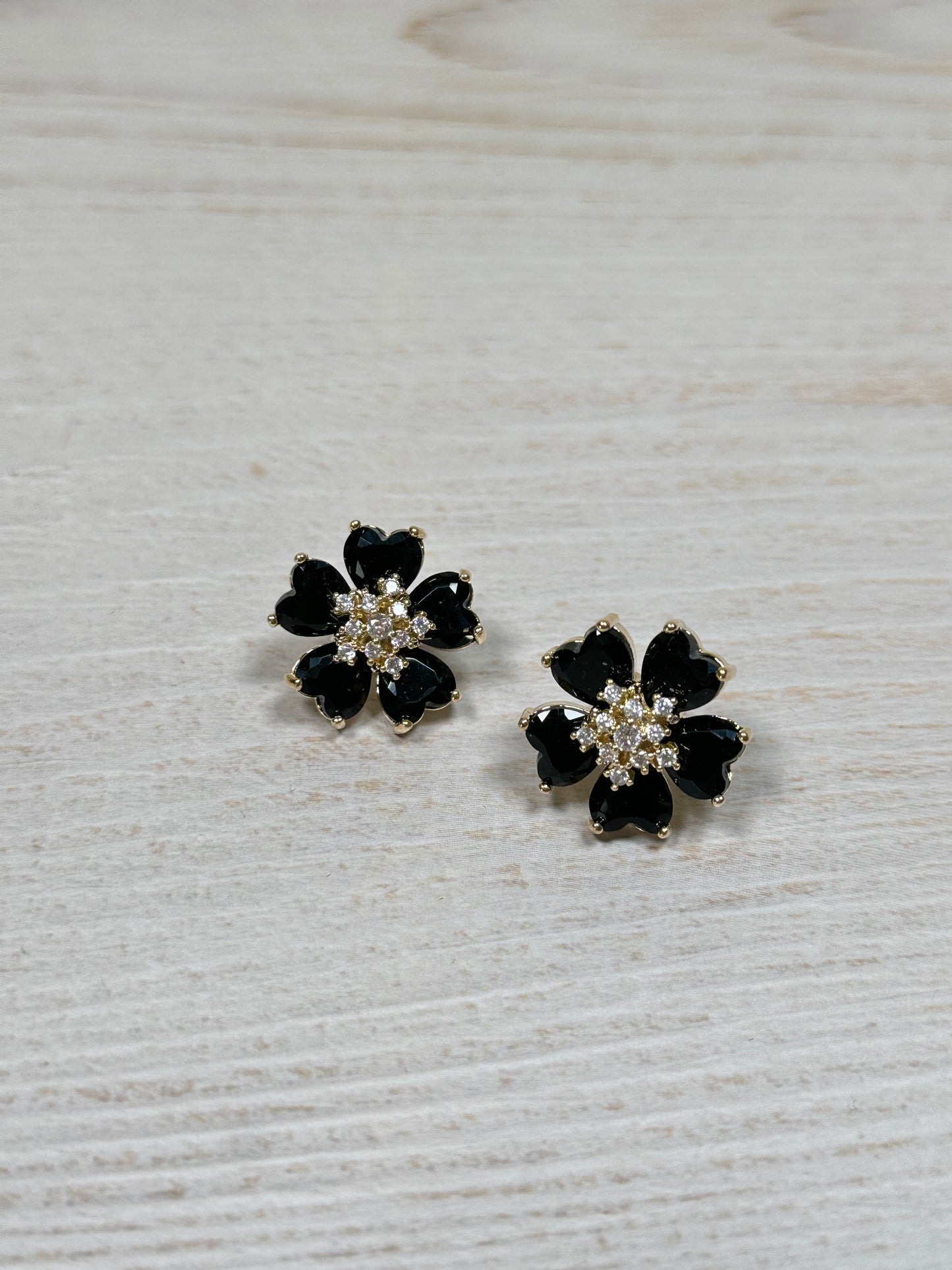 Pretty Flower Earring, Black