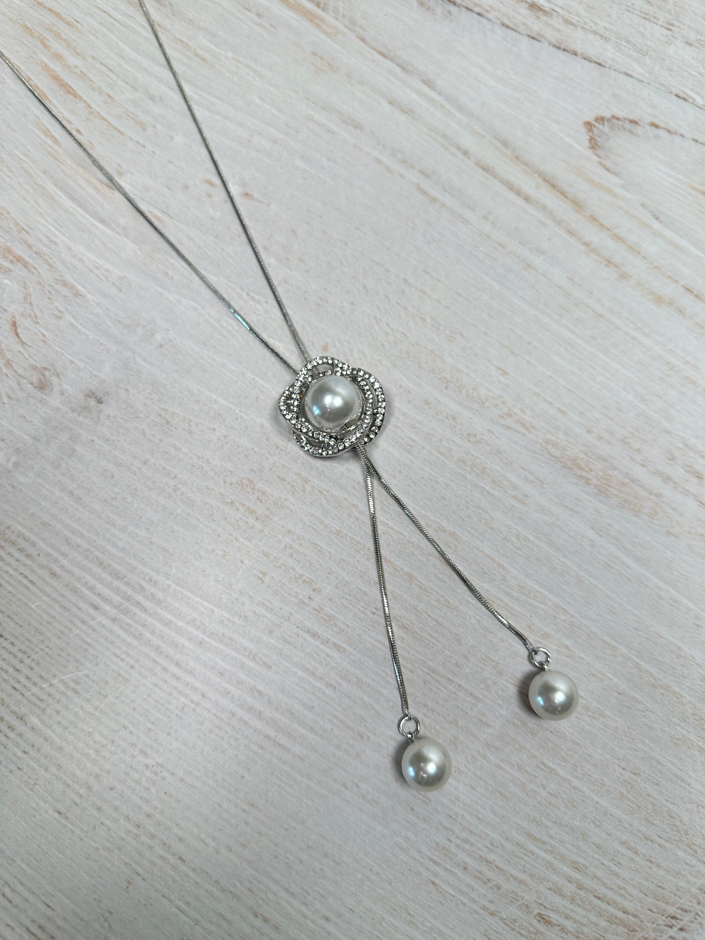 Women Fashion Pendant With Pearl