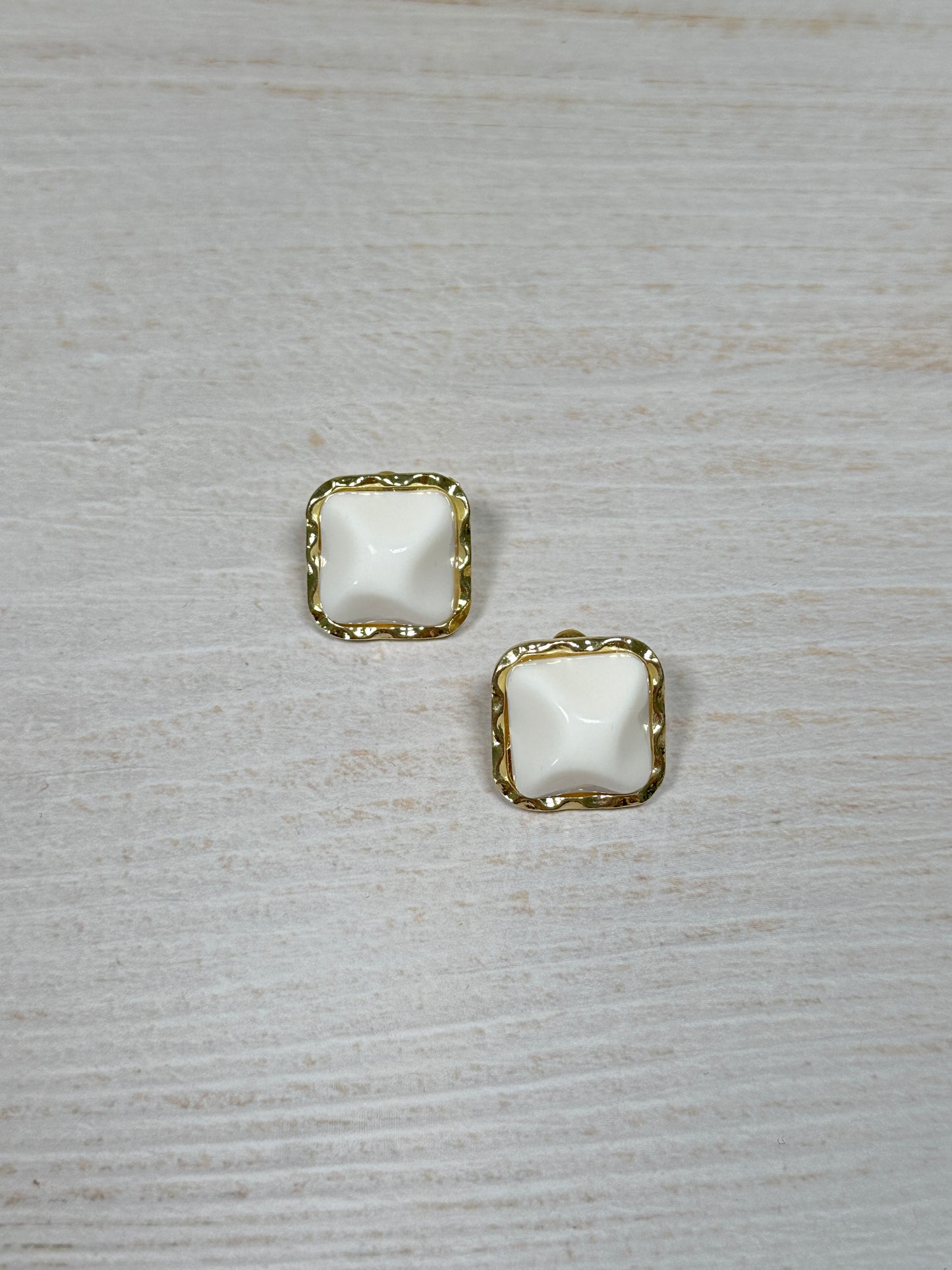 Square Chic Earring