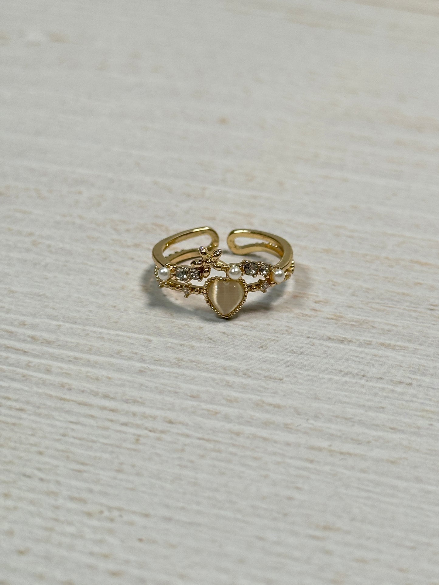 Central Heart Adjustable Ring