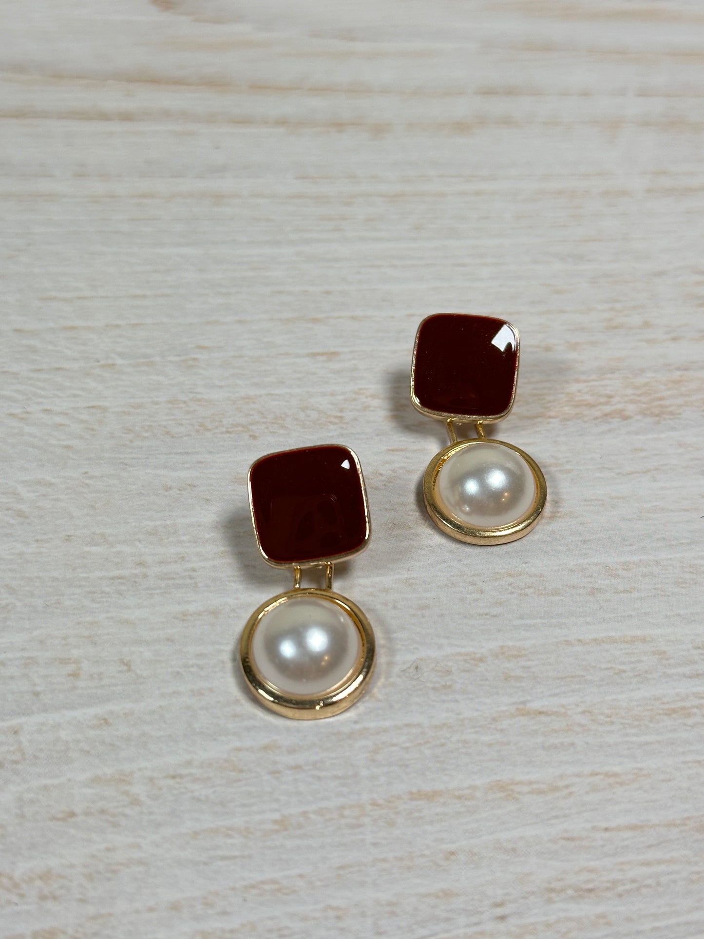 Fashion Pearl Earring