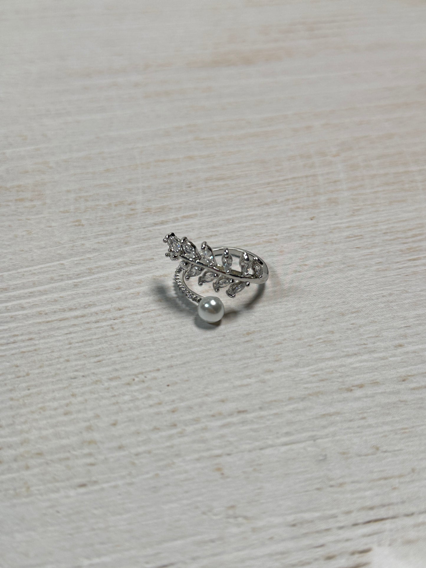 Leaf with Cubic Zirconia Adjustable Ring