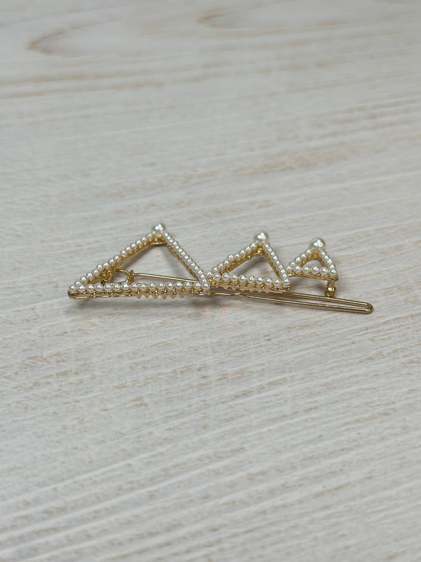 Triangle Pearl Hair Clip