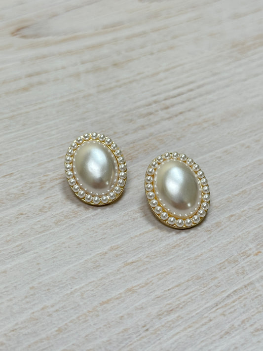 Elegant Pearl Earring