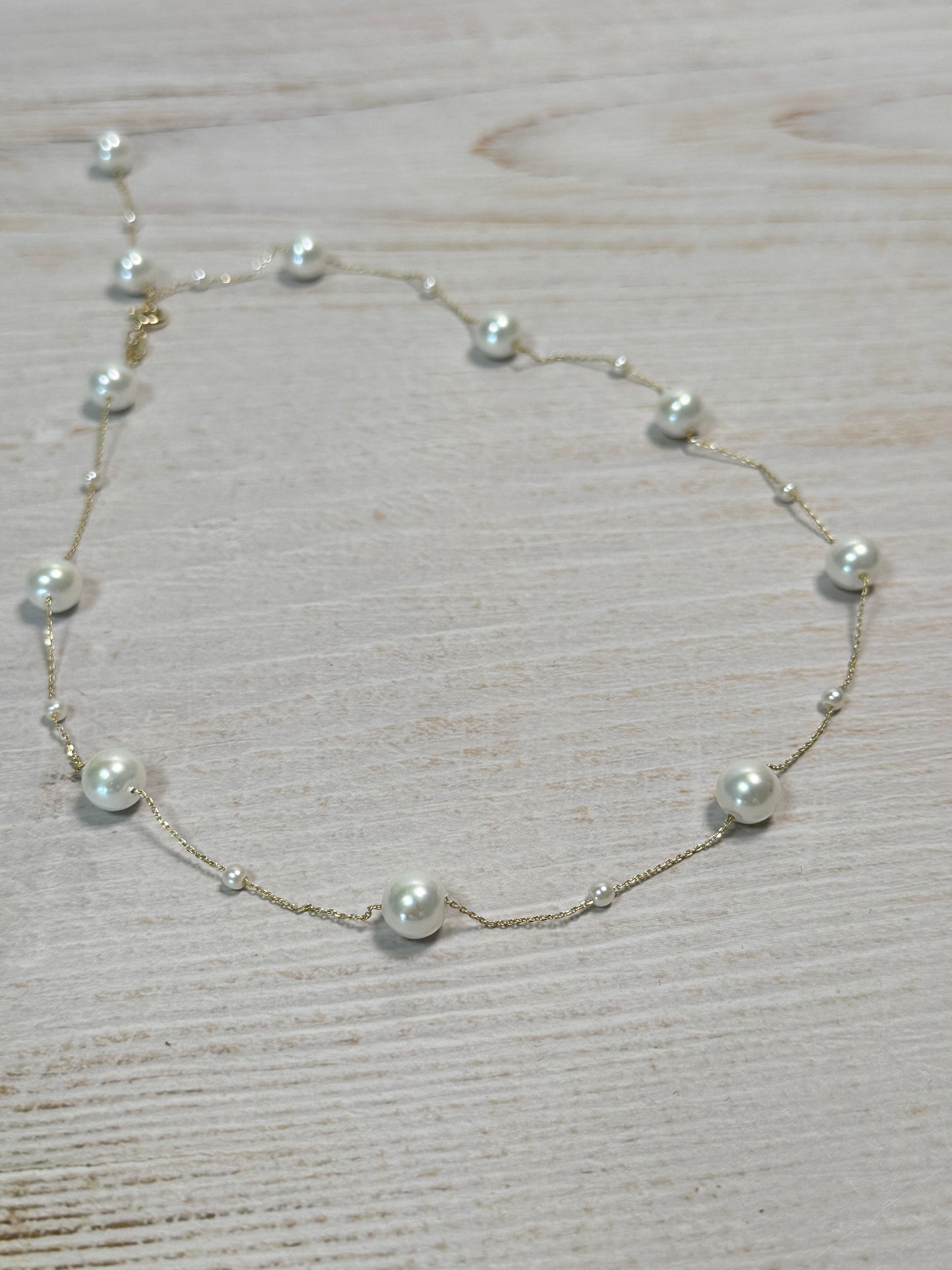 Pearl Necklace with Adjustable Length