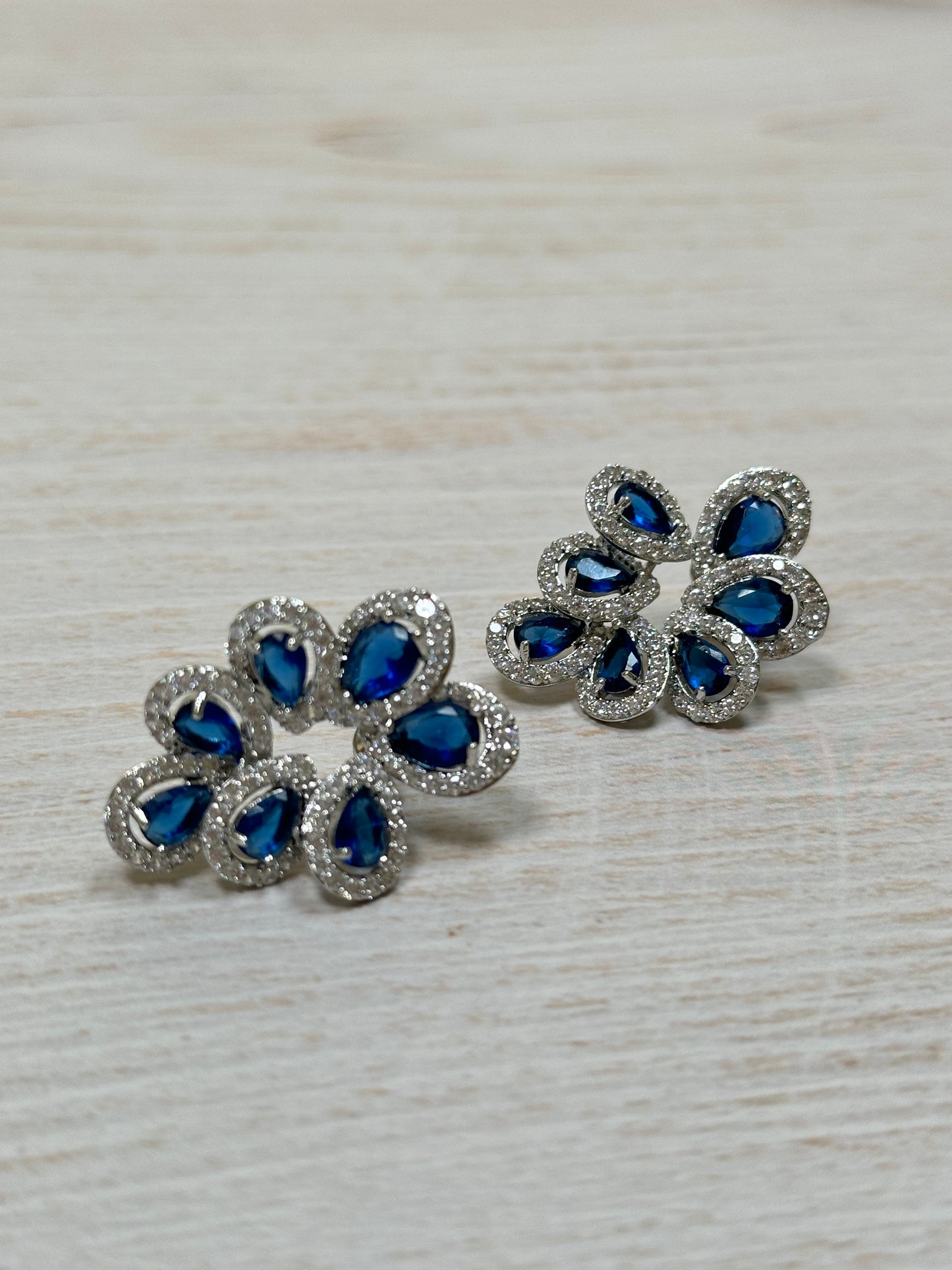 Elegant Cubic Zirconia Earring, Blue