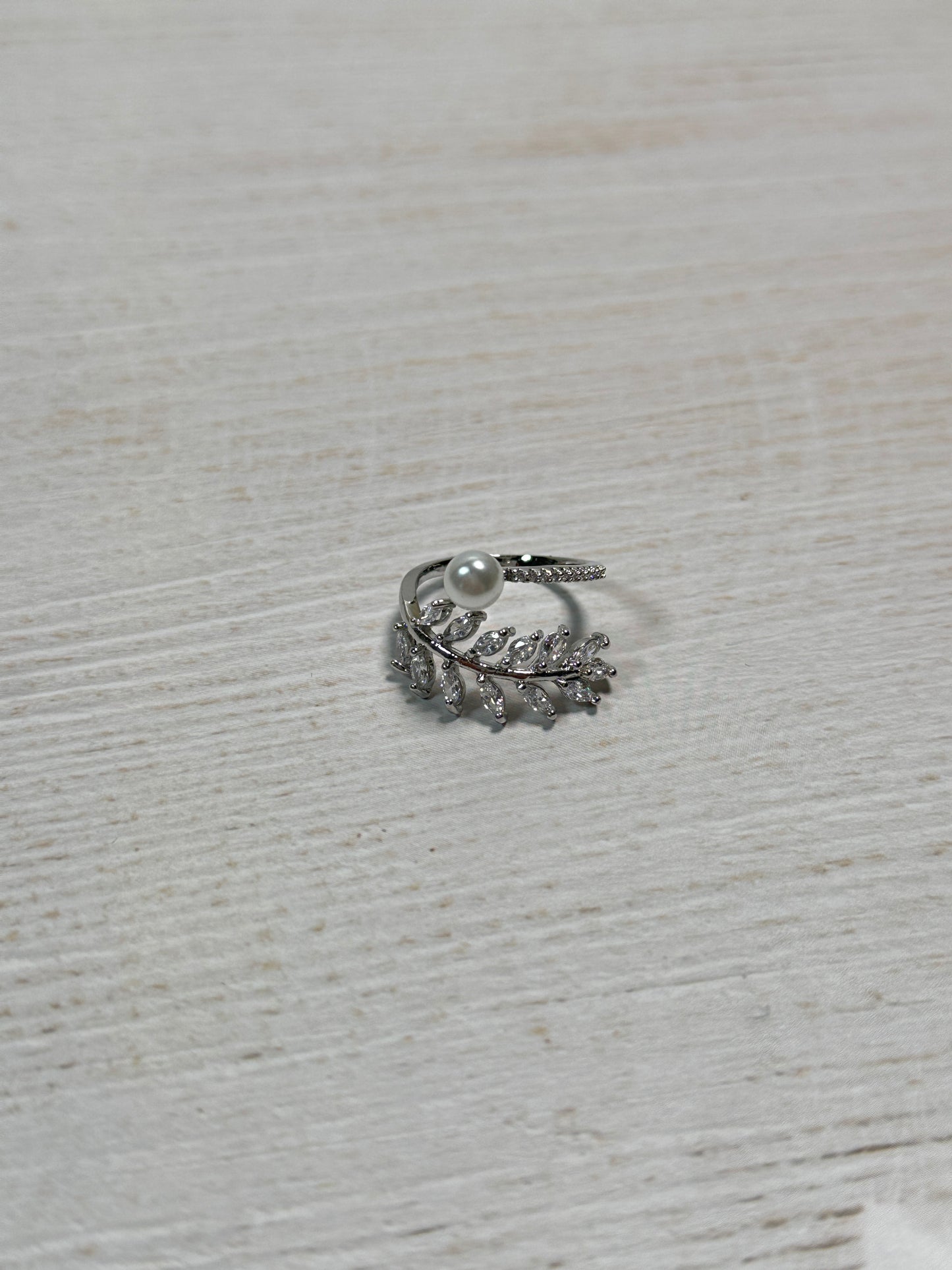 Leaf with Cubic Zirconia Adjustable Ring