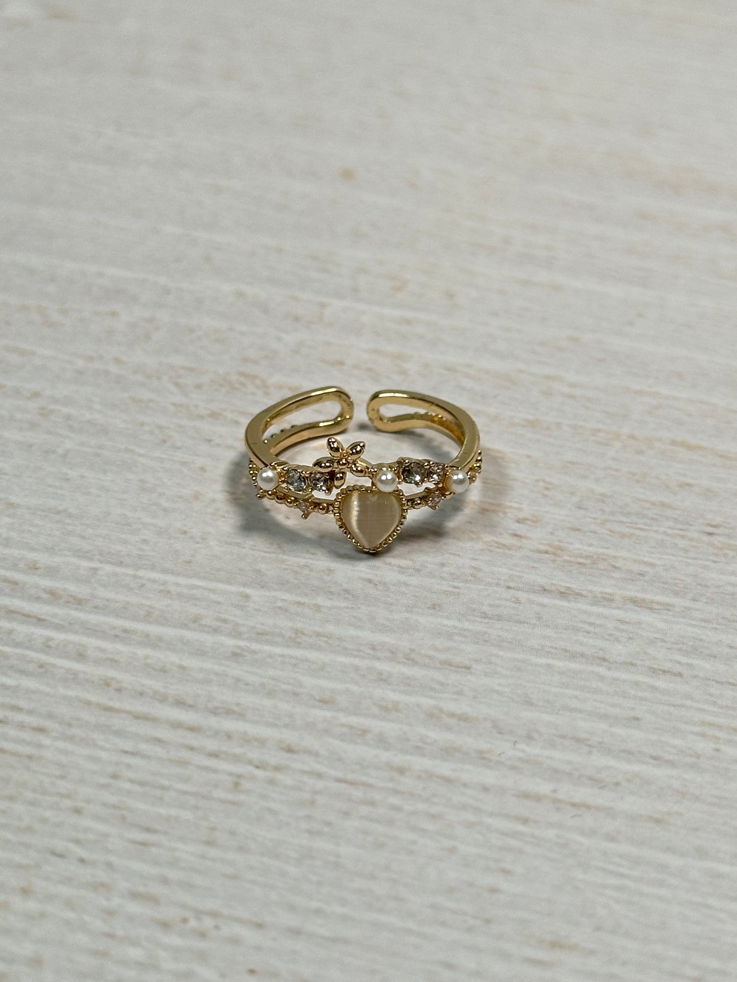 Central Heart Adjustable Ring