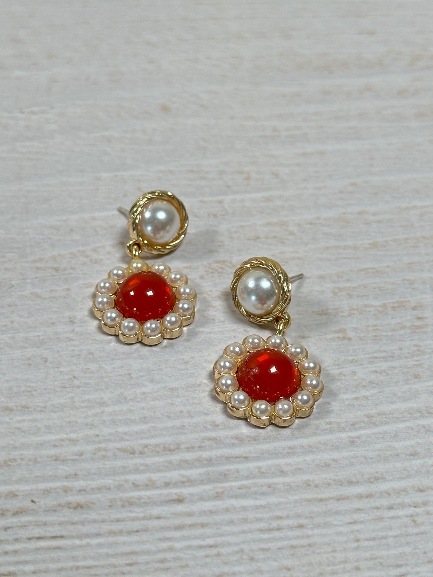 Vintage Pearl Earring