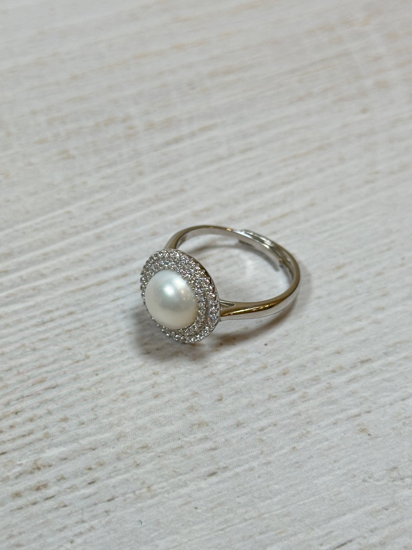 Women Elegant Real Round Pearl with Cubic Zirconia Adjustable Ring