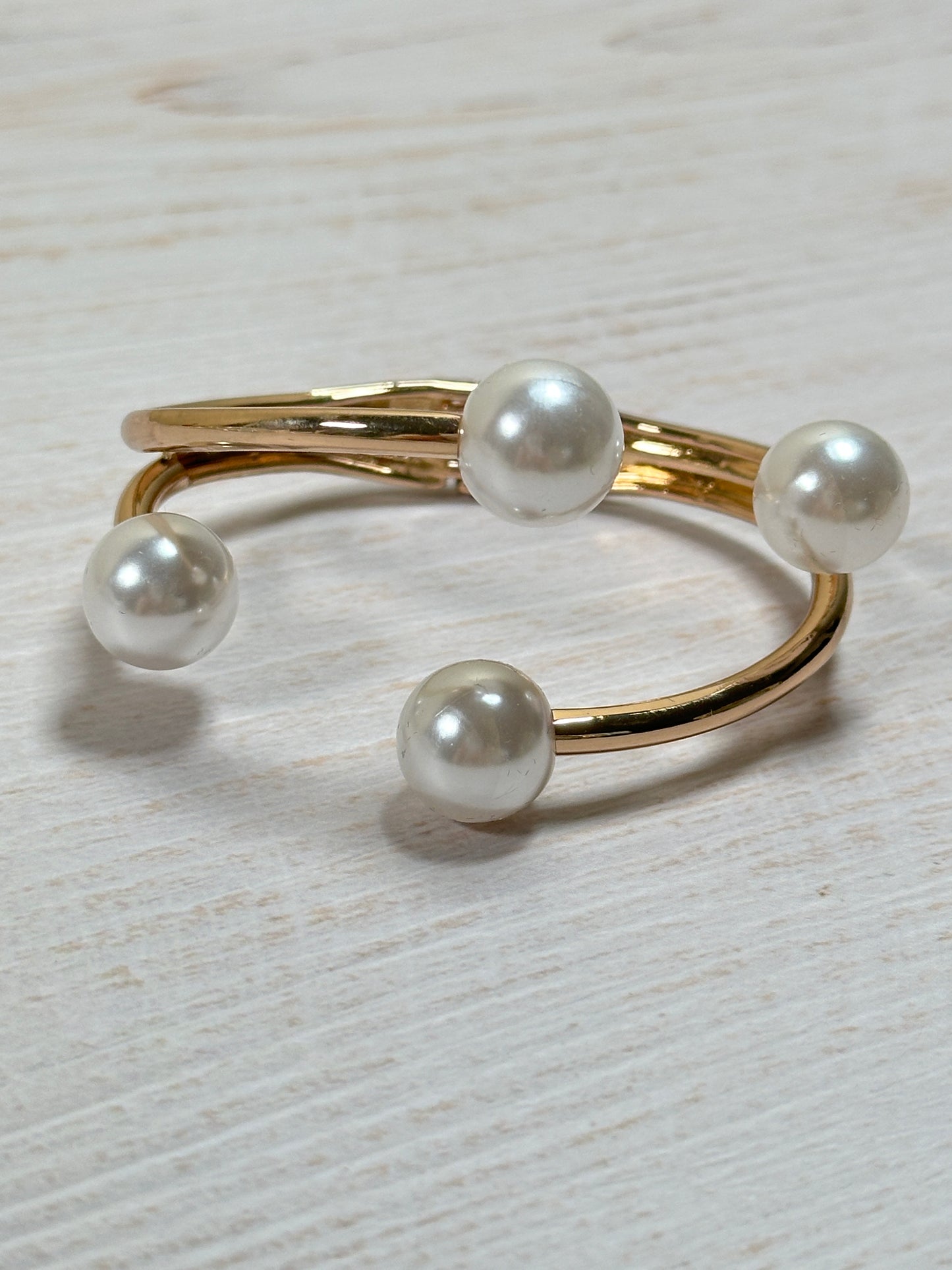 Trendy Pearl Bracelet, One Size