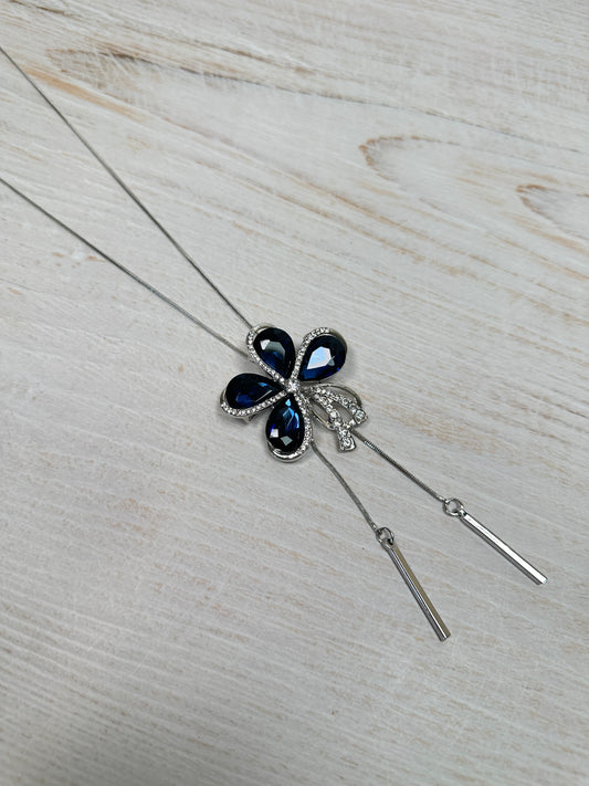 Women Elegant Fashion Flower Pendant