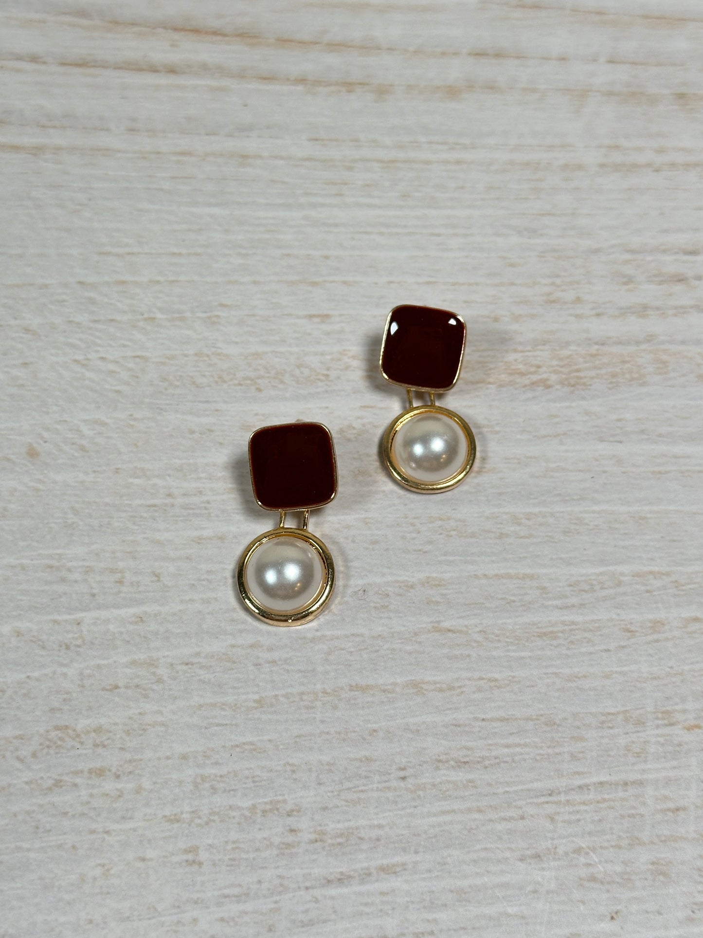 Fashion Pearl Earring