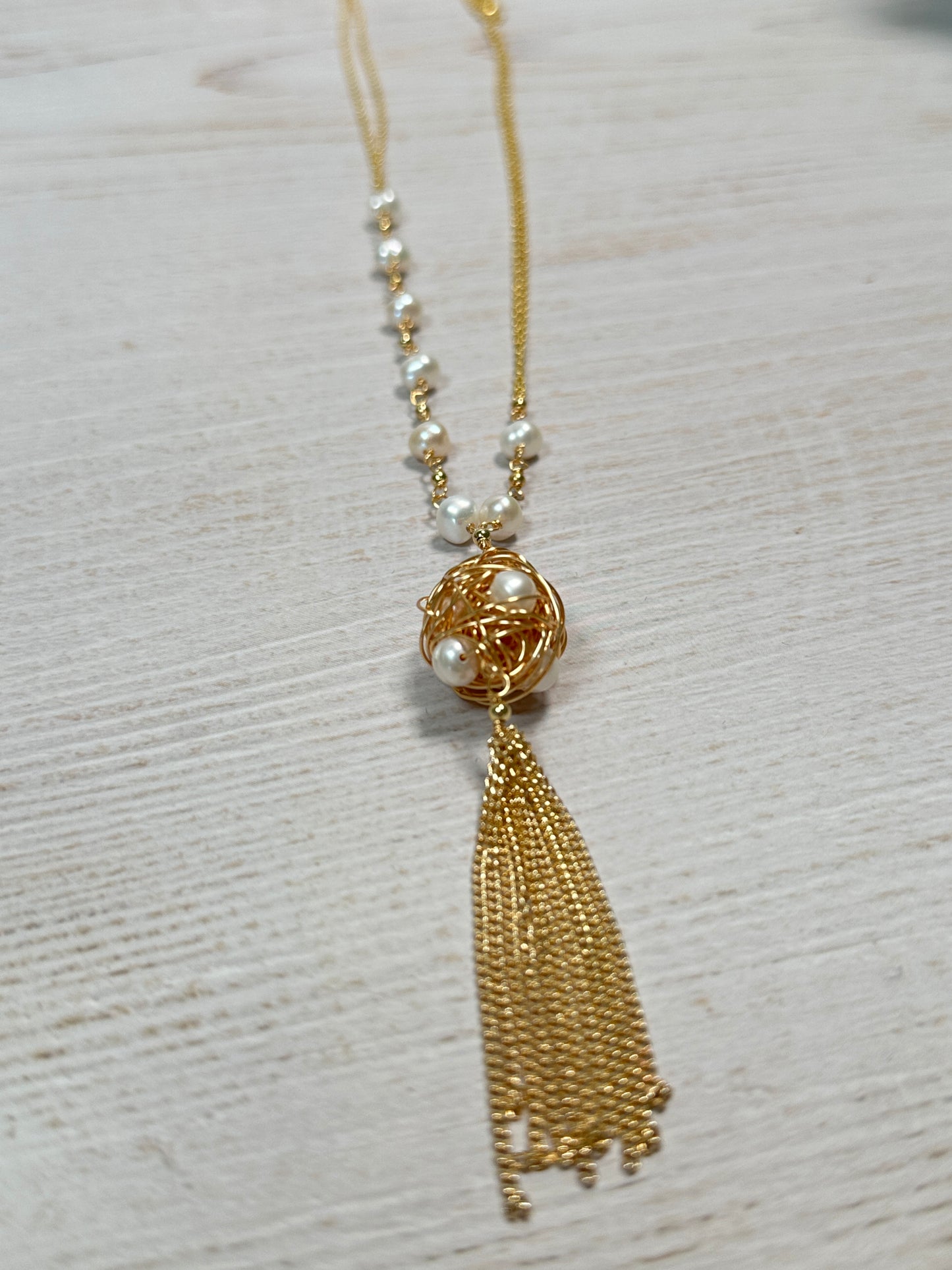 Long Sweater Pendant with Pearl