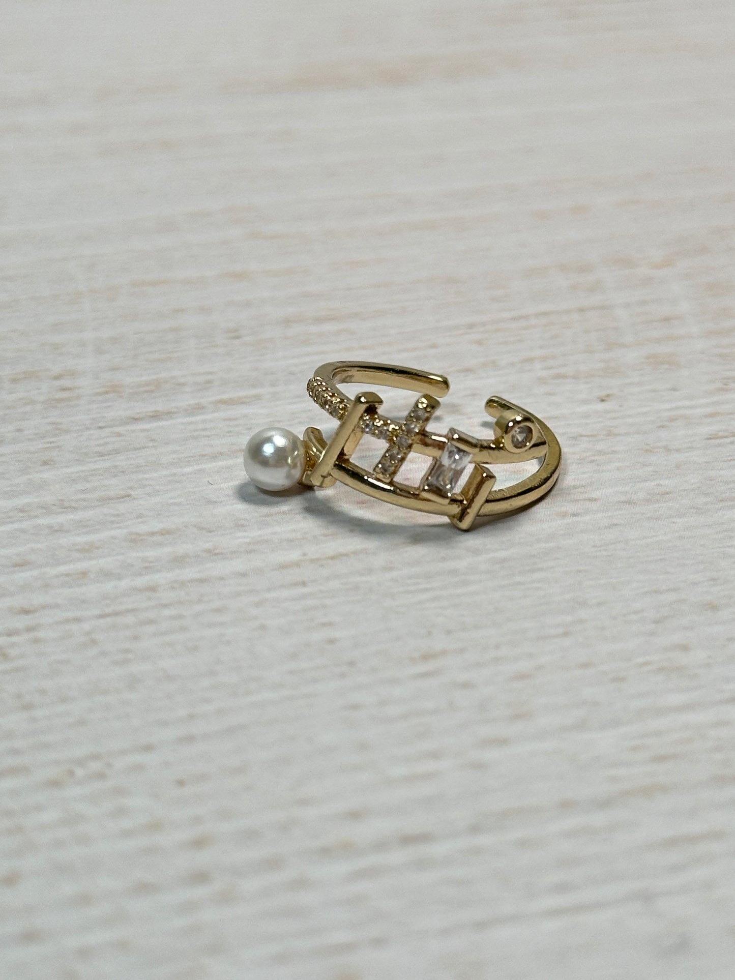 Fashion Pearl Adjustable Ring