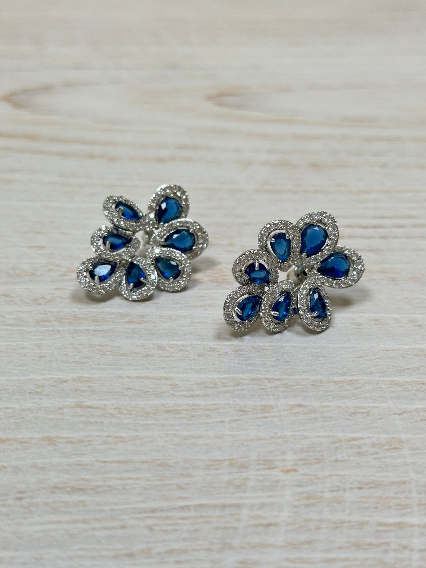 Elegant Cubic Zirconia Earring, Blue