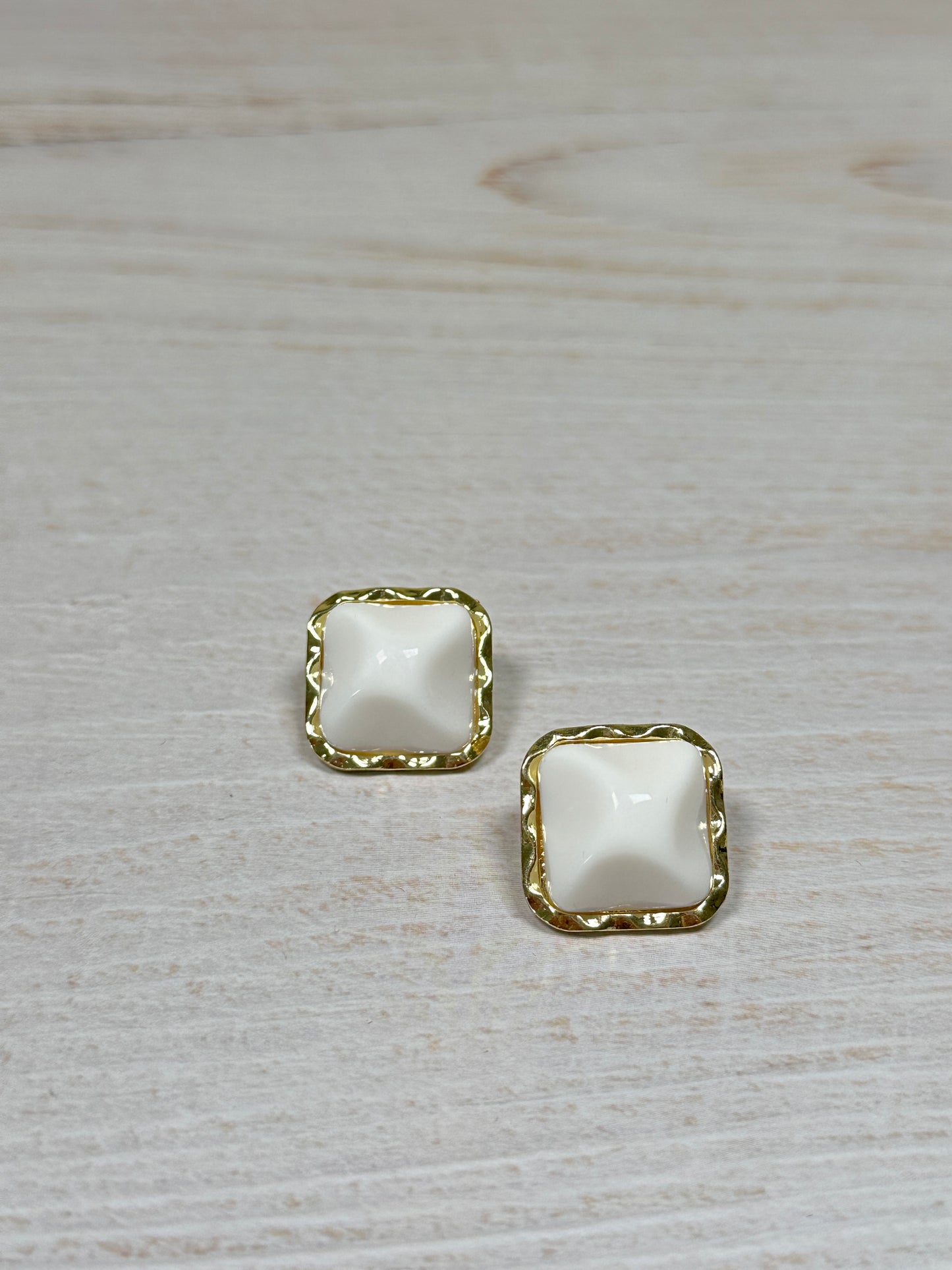 Square Chic Earring