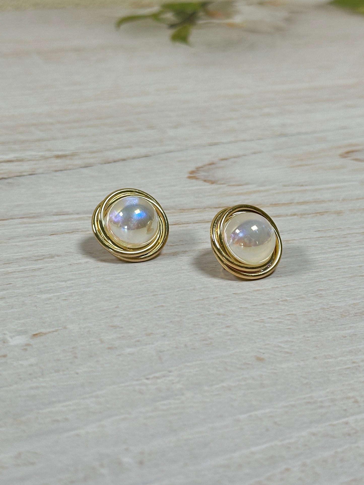 Stylish Round Earring