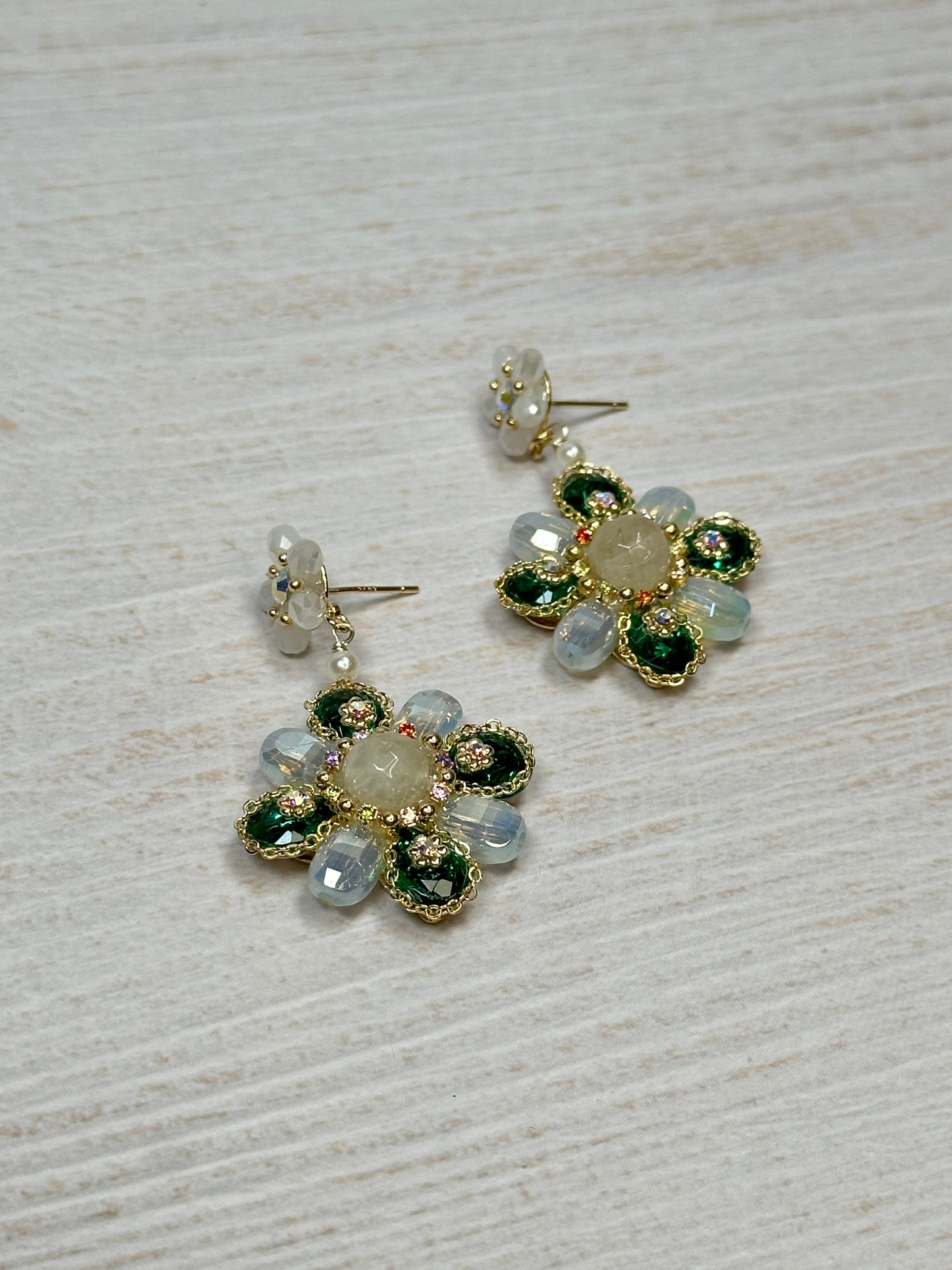 Vintage Flower Earring