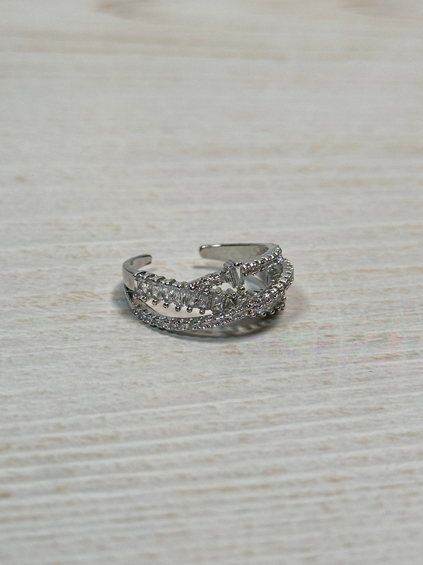 Stylish Design Adjustable Ring