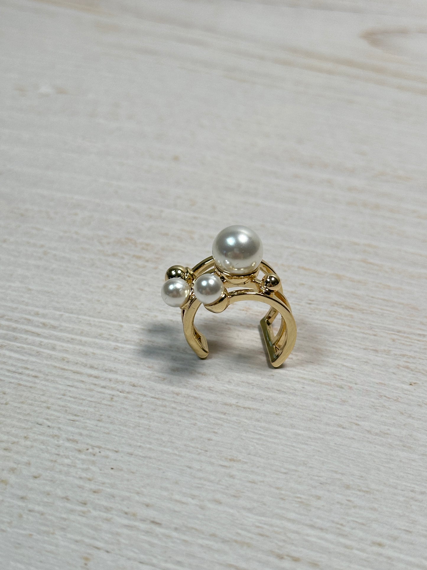 Chic Pearl Adjustable Ring