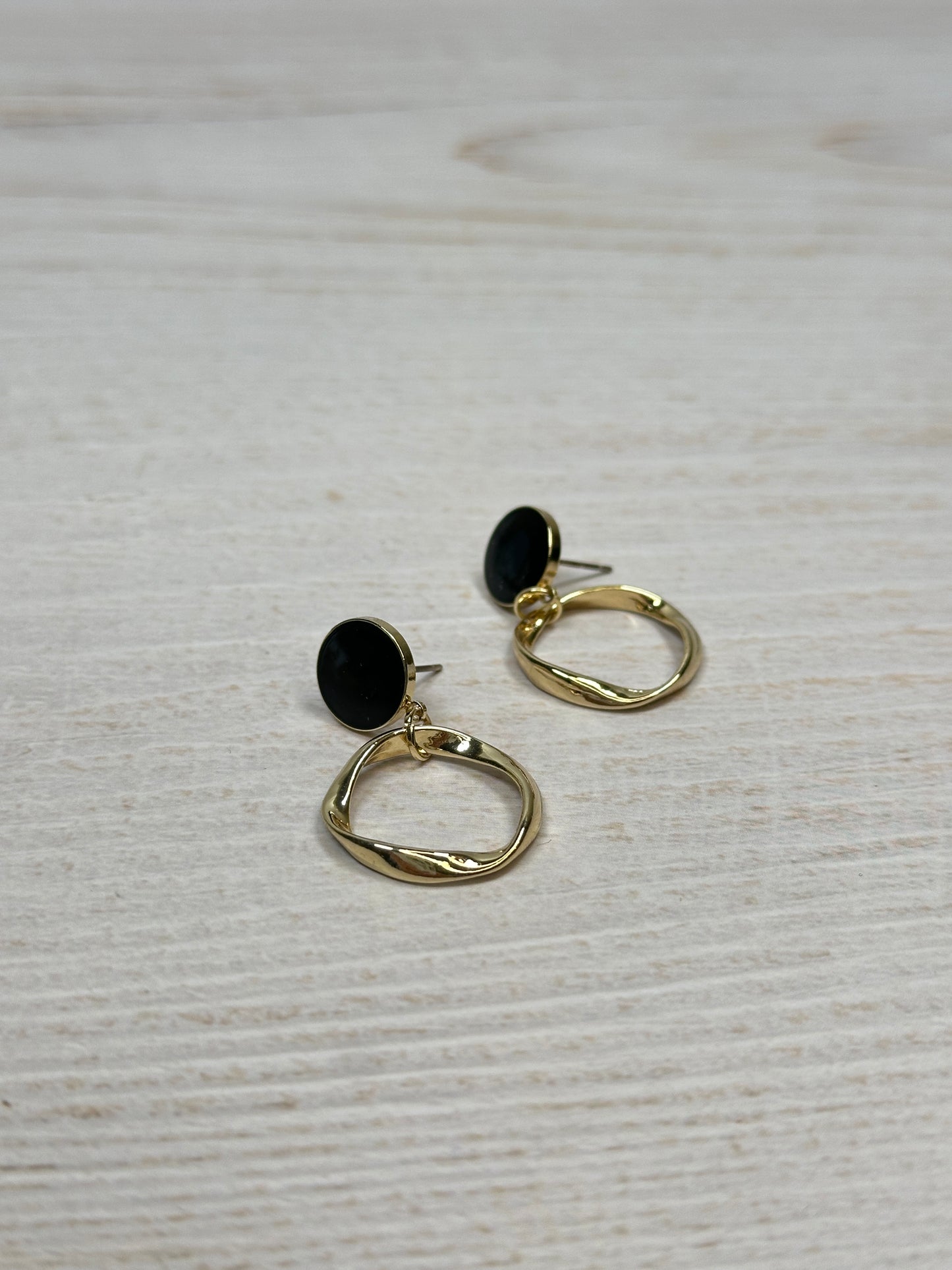 Simple Stylish Hoop Earring