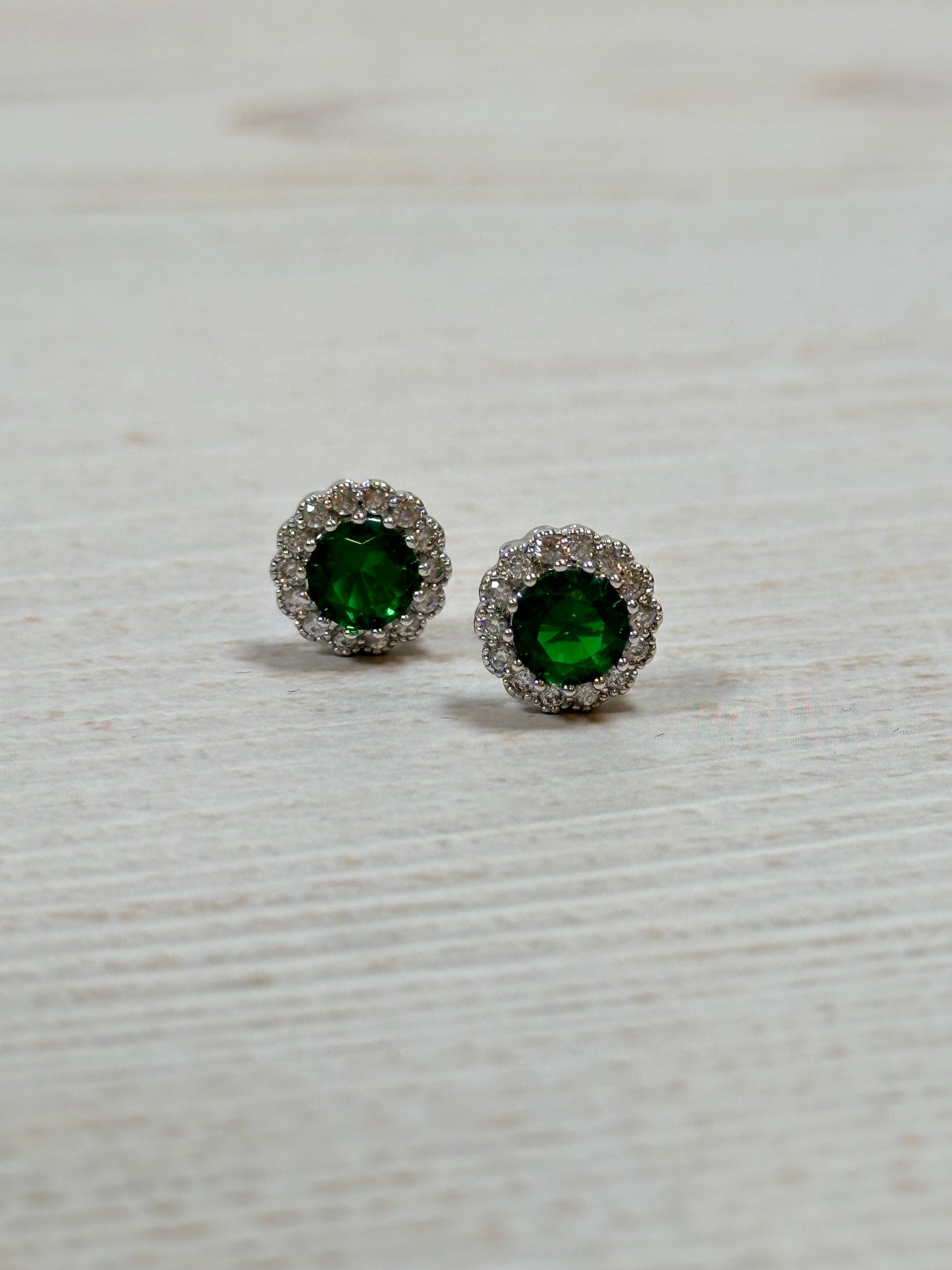 Elegant Earring Stud