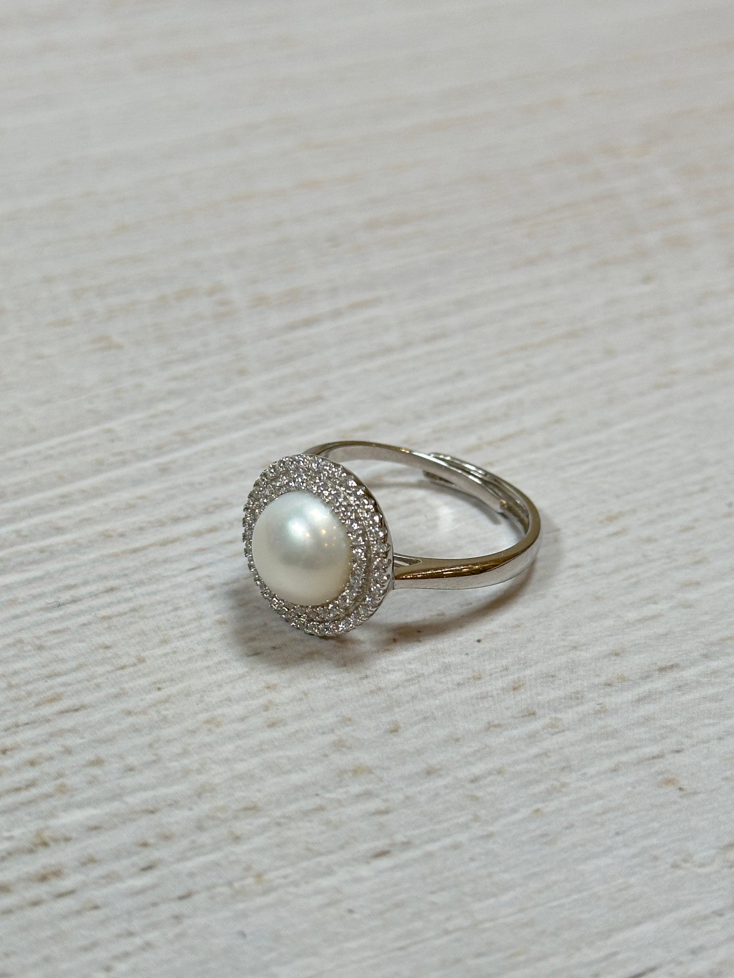 Women Elegant Real Round Pearl with Cubic Zirconia Adjustable Ring